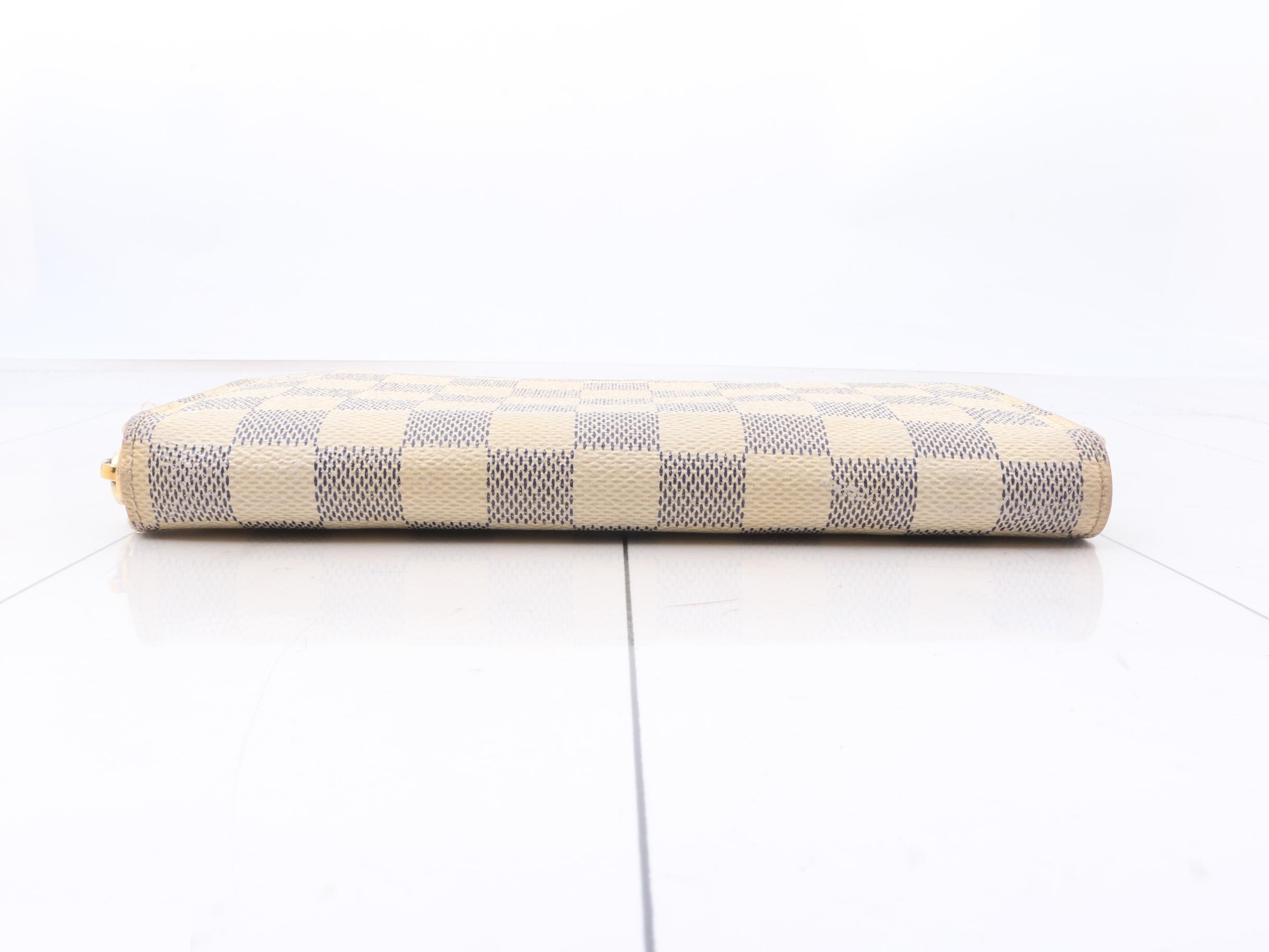Zippy Wallet — view 3