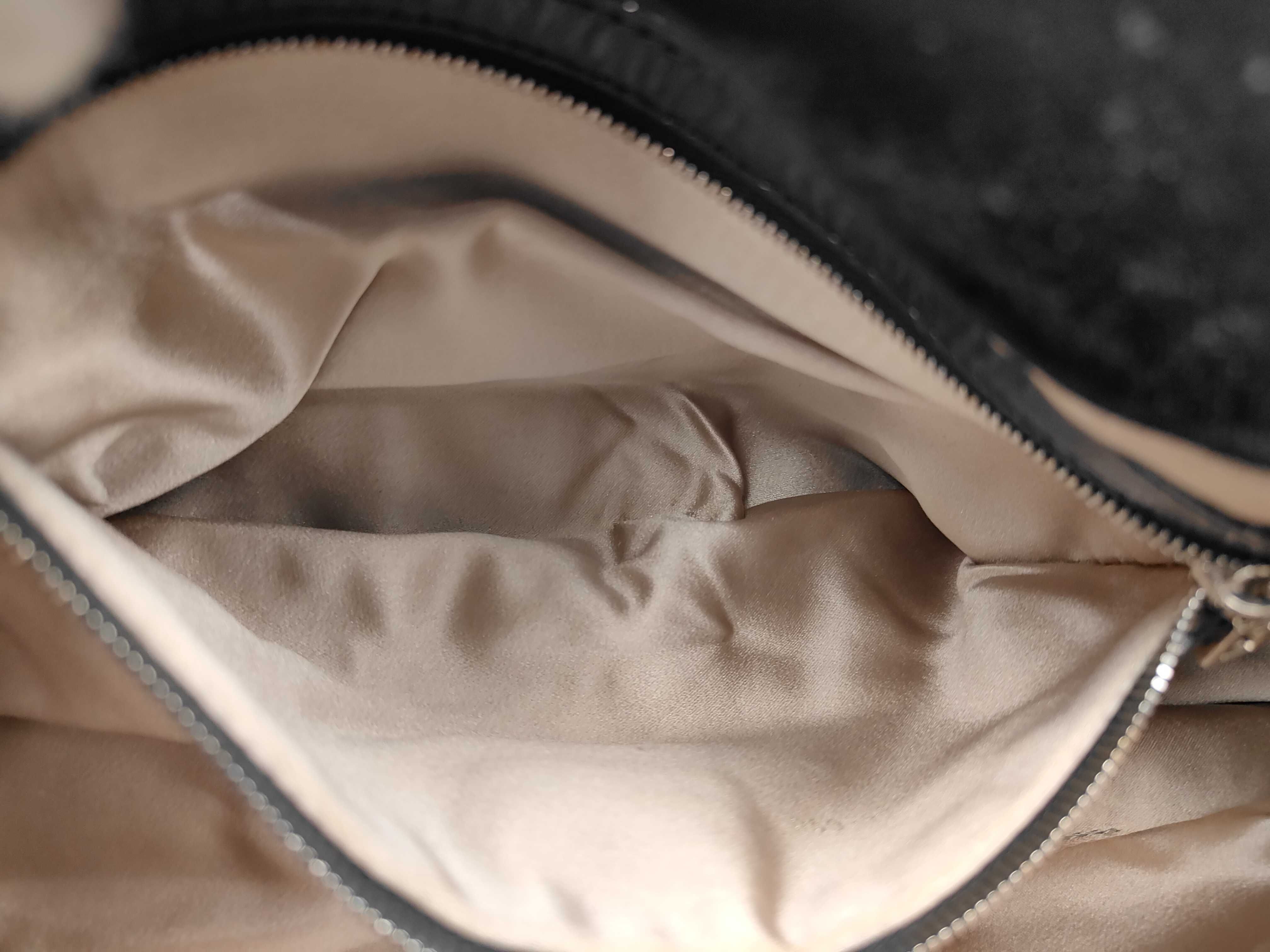 Velour Mamma Shoulder Bag — view 9
