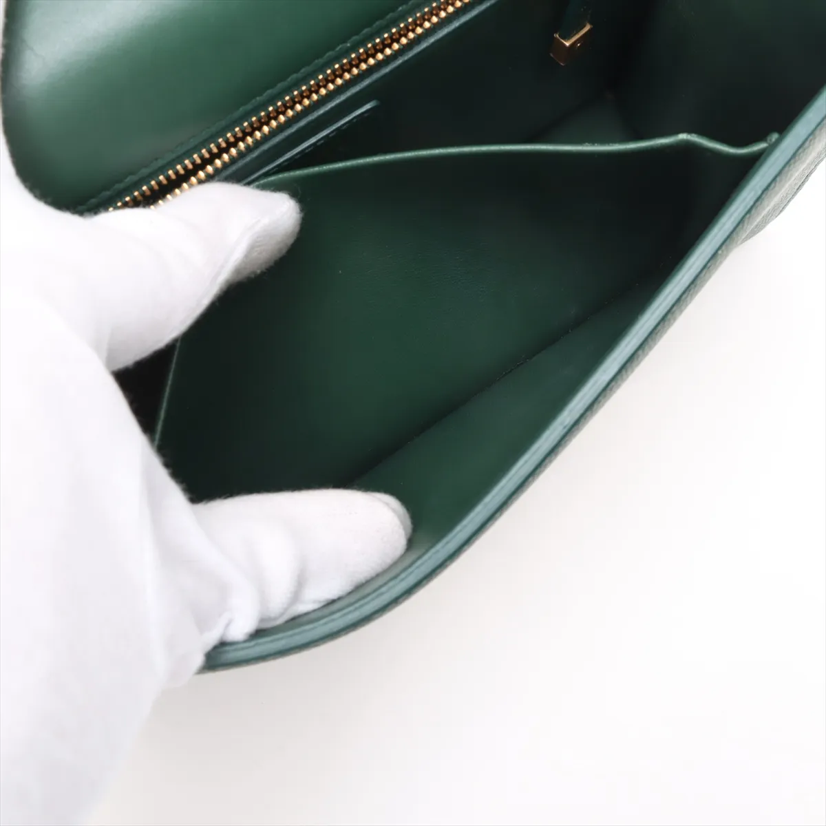 Montaigne 30 Leather Shoulder Bag, Green — view 8