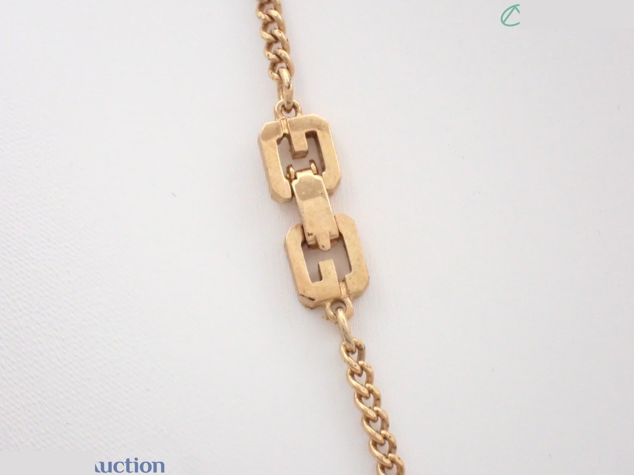 Other lines: Precious metal necklaces and pendants, total length approximately 75 cm. — view 2