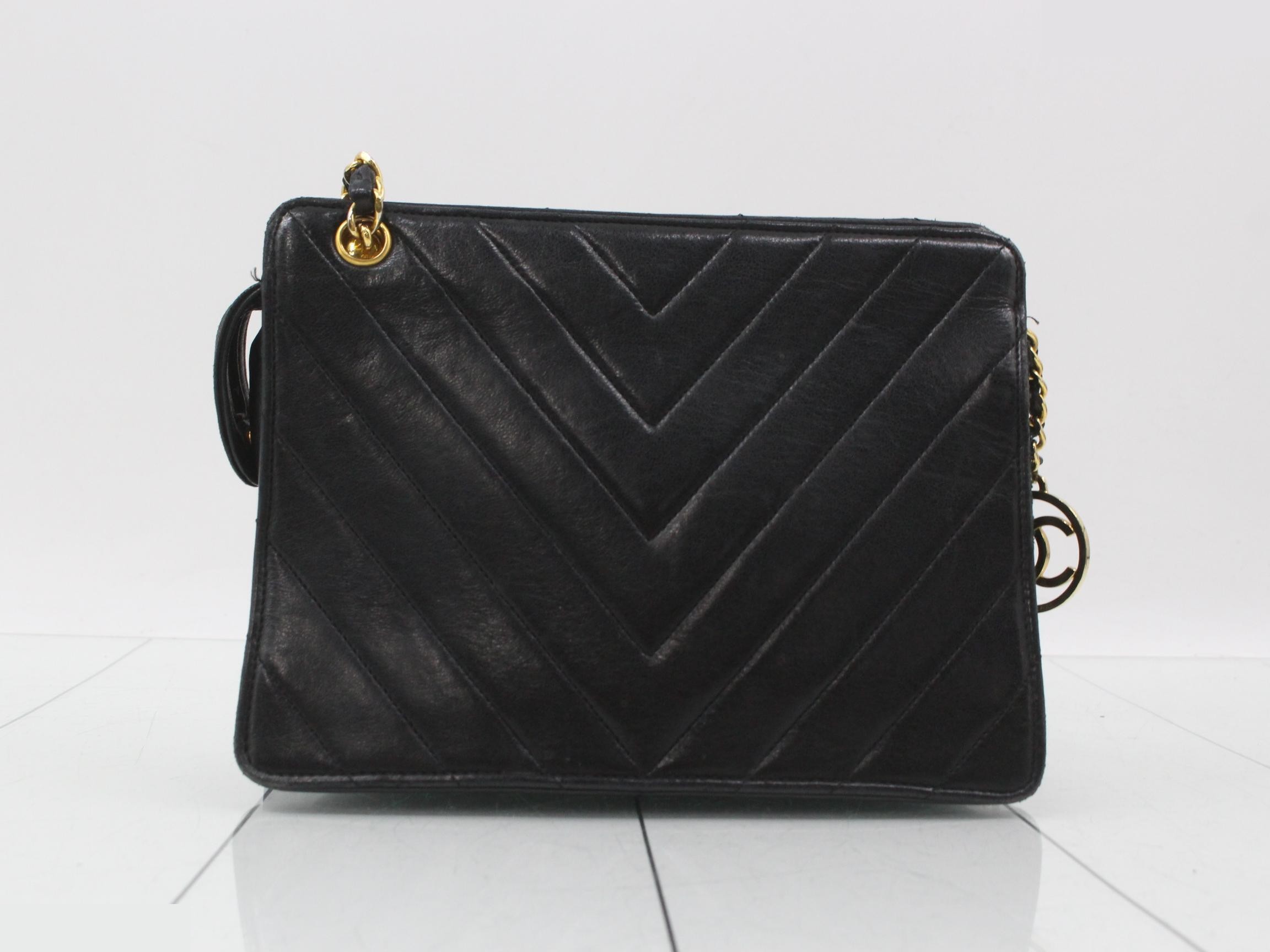 Chain shoulder bag — view 2