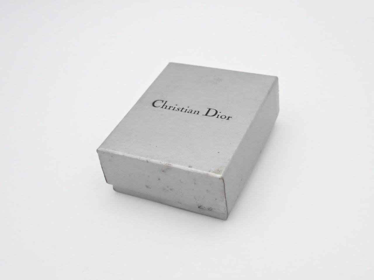 logo gold earrings, with box. — view 4