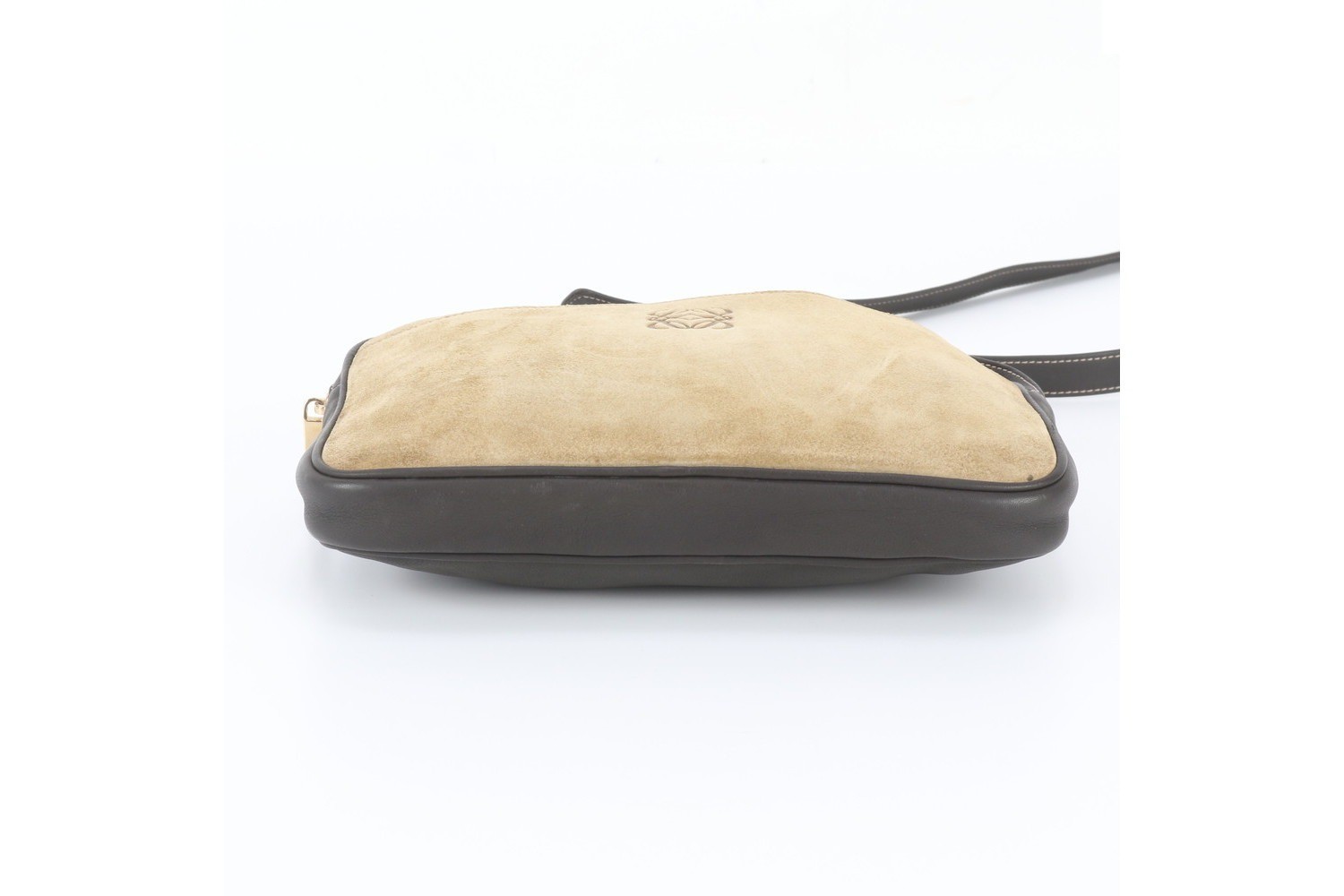 Anagram Leather Shoulder Bag, Crossbody Bag, Handbag — view 6