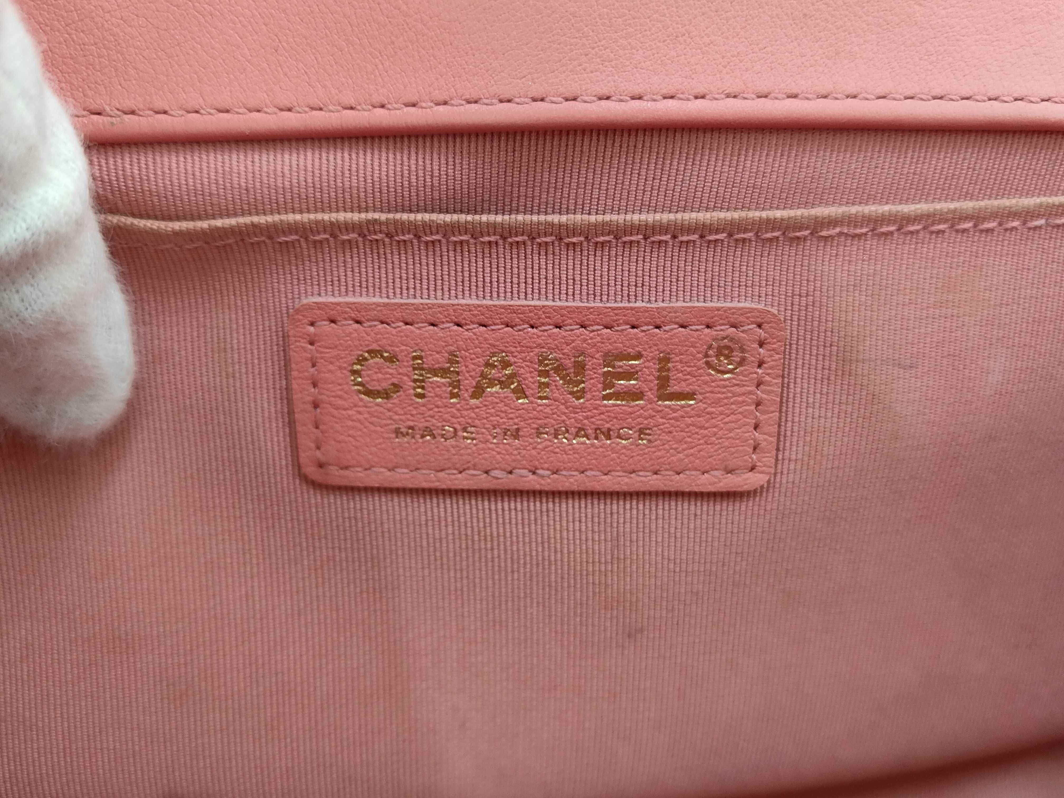Boy Chanel Pink Shoulder Bag — view 10