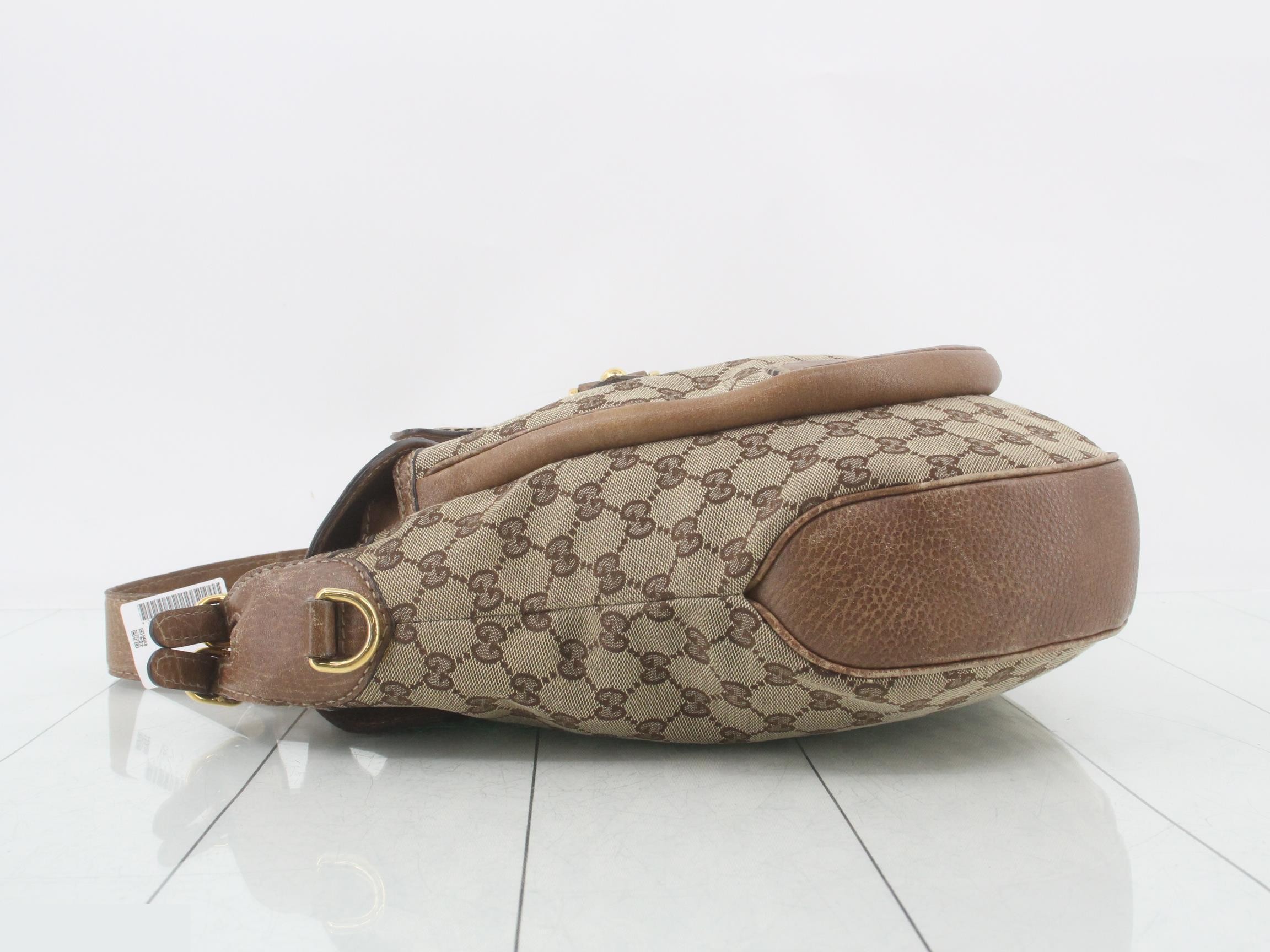 GG Canvas Horsebit One-Shoulder Bag — view 4