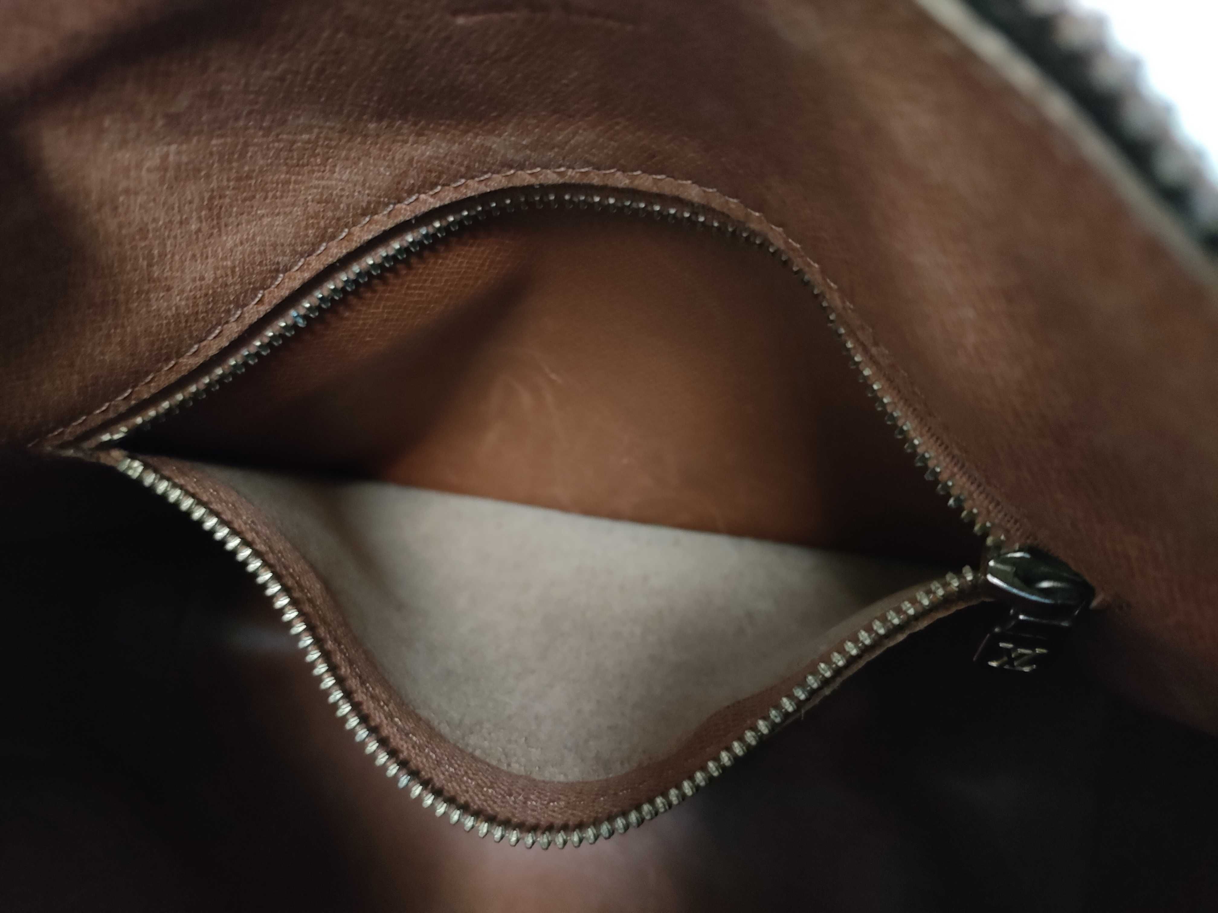 Monogram Louis Vuitton M51348 Tullie Shoulder Bag — view 12