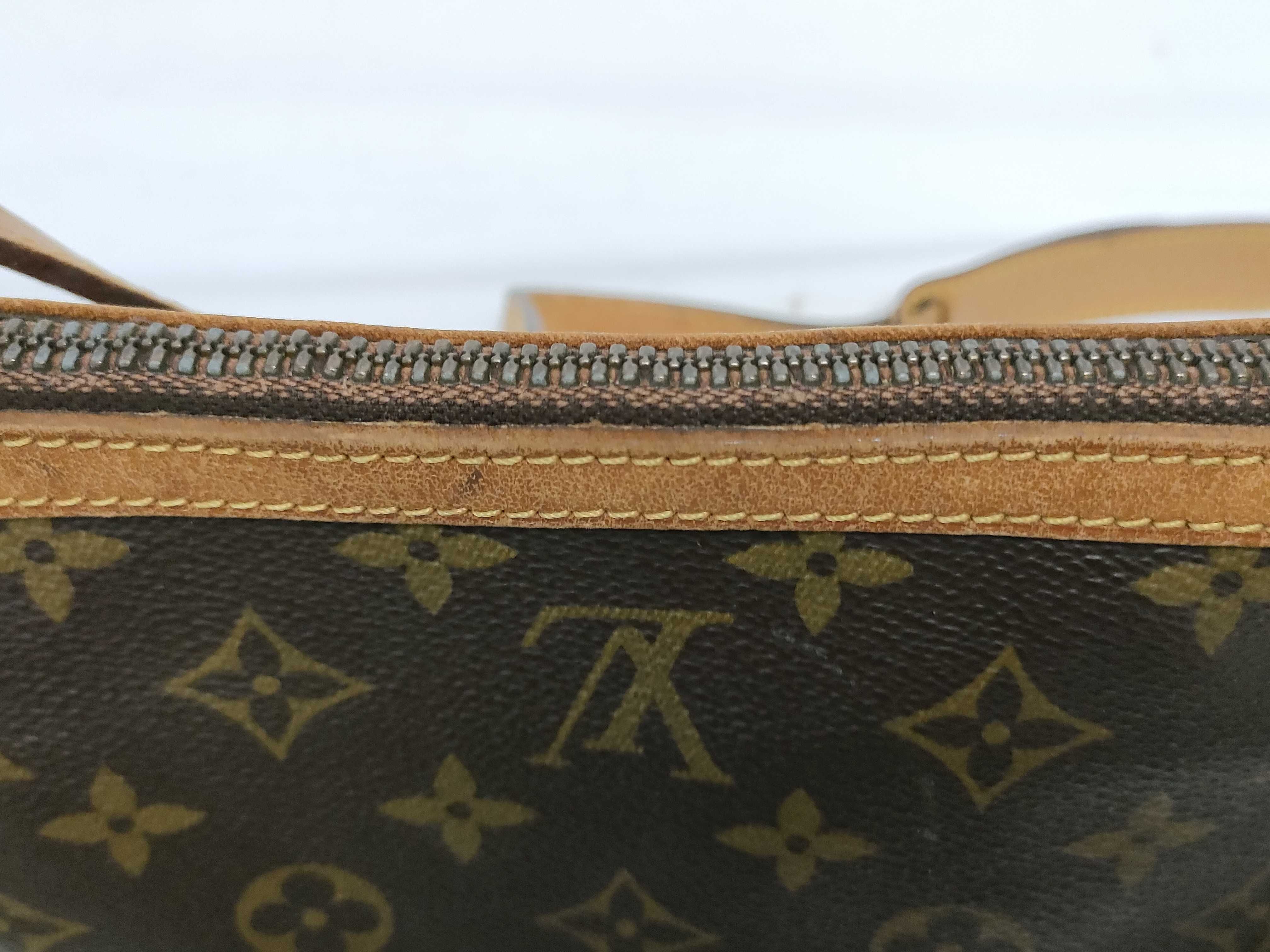 Monogram Louis Vuitton M51348 Tullie Shoulder Bag — view 9