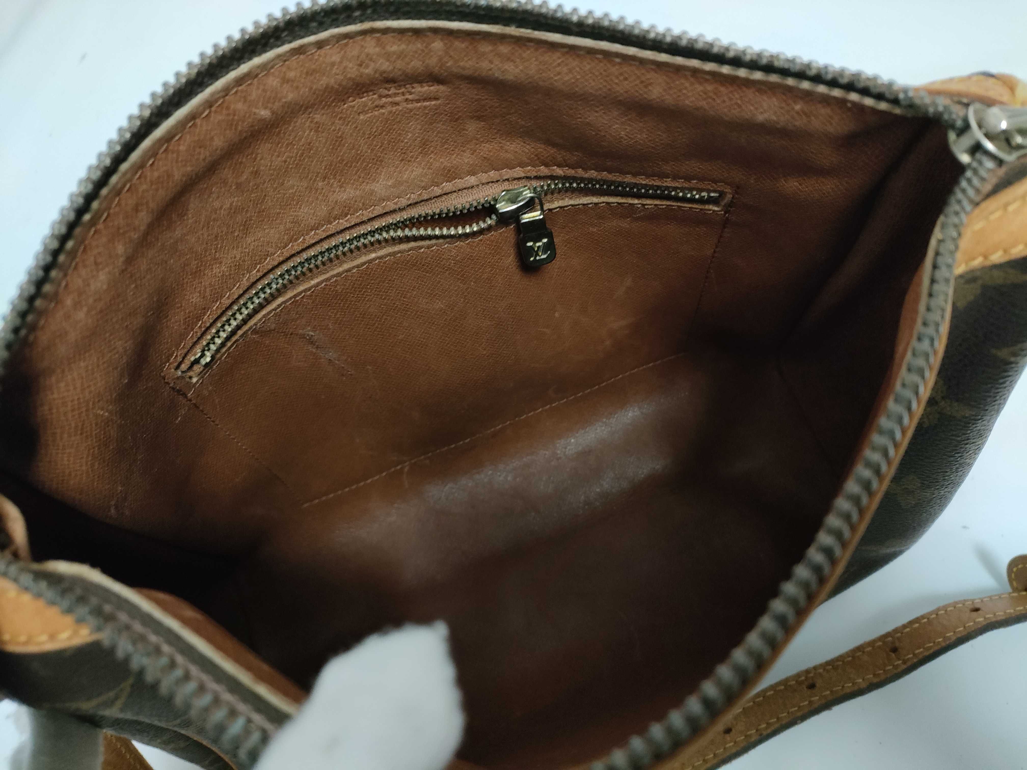 Monogram Louis Vuitton M51348 Tullie Shoulder Bag — view 10