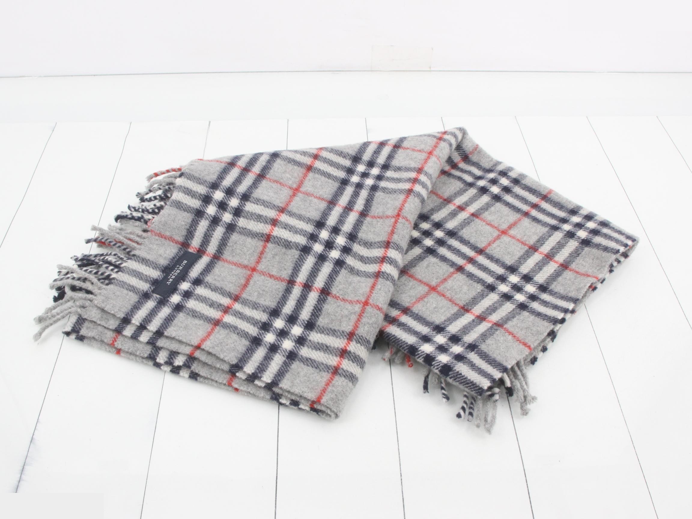 Nova Check lap blanket/shawl, gray — view 2