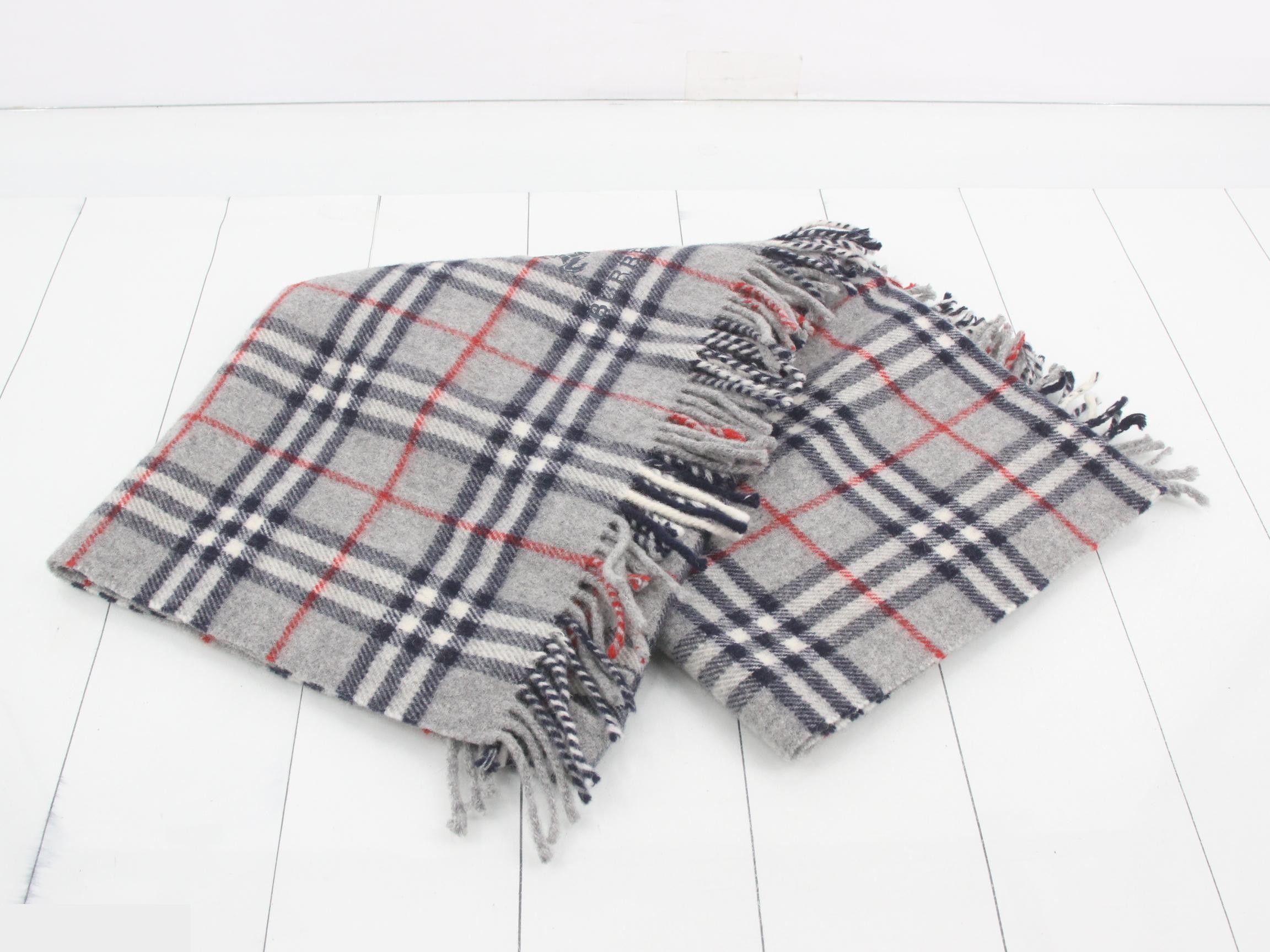 Nova Check lap blanket/shawl, gray — view 3