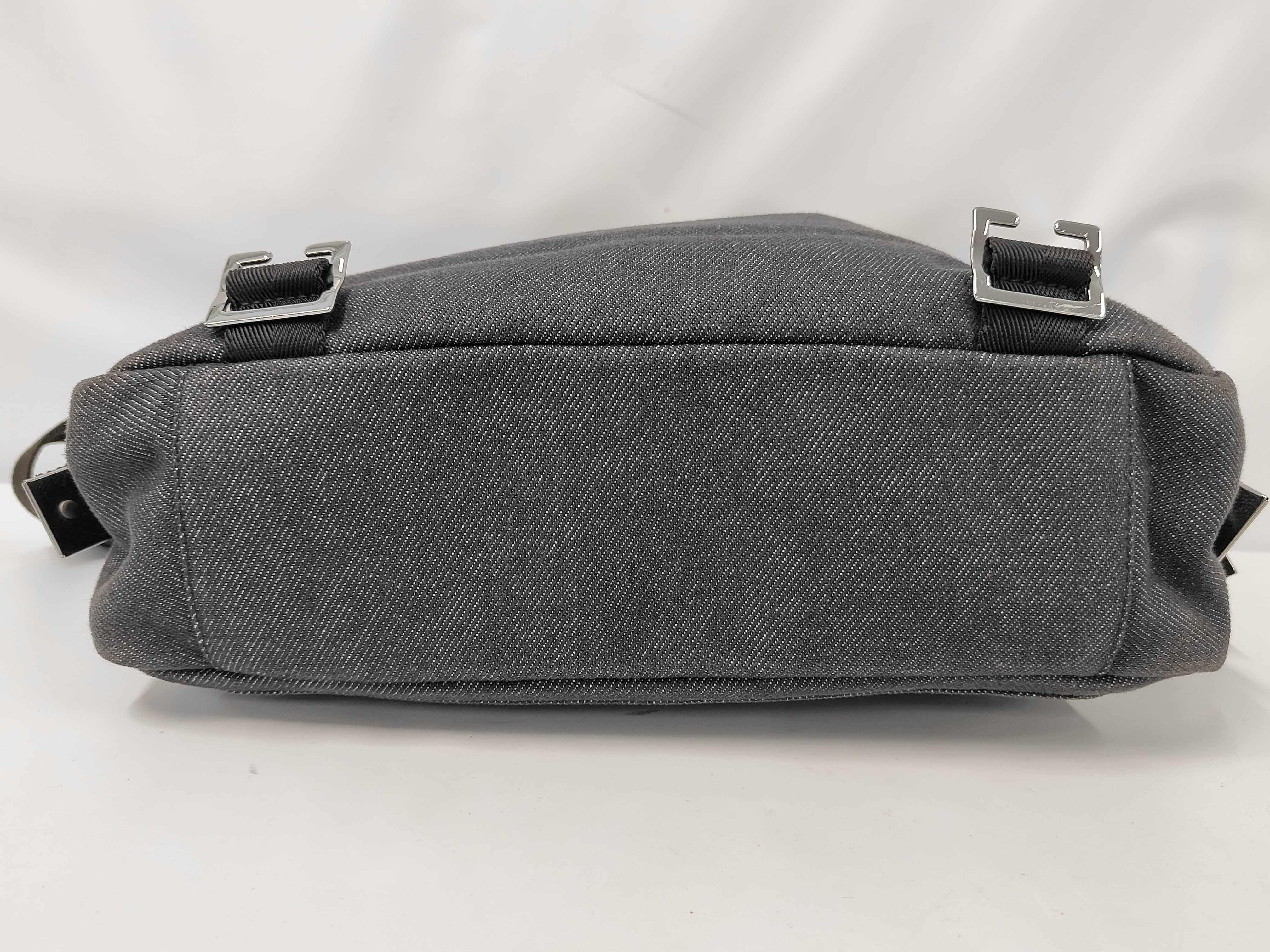 shoulder bag, denim canvas, gray. — view 3