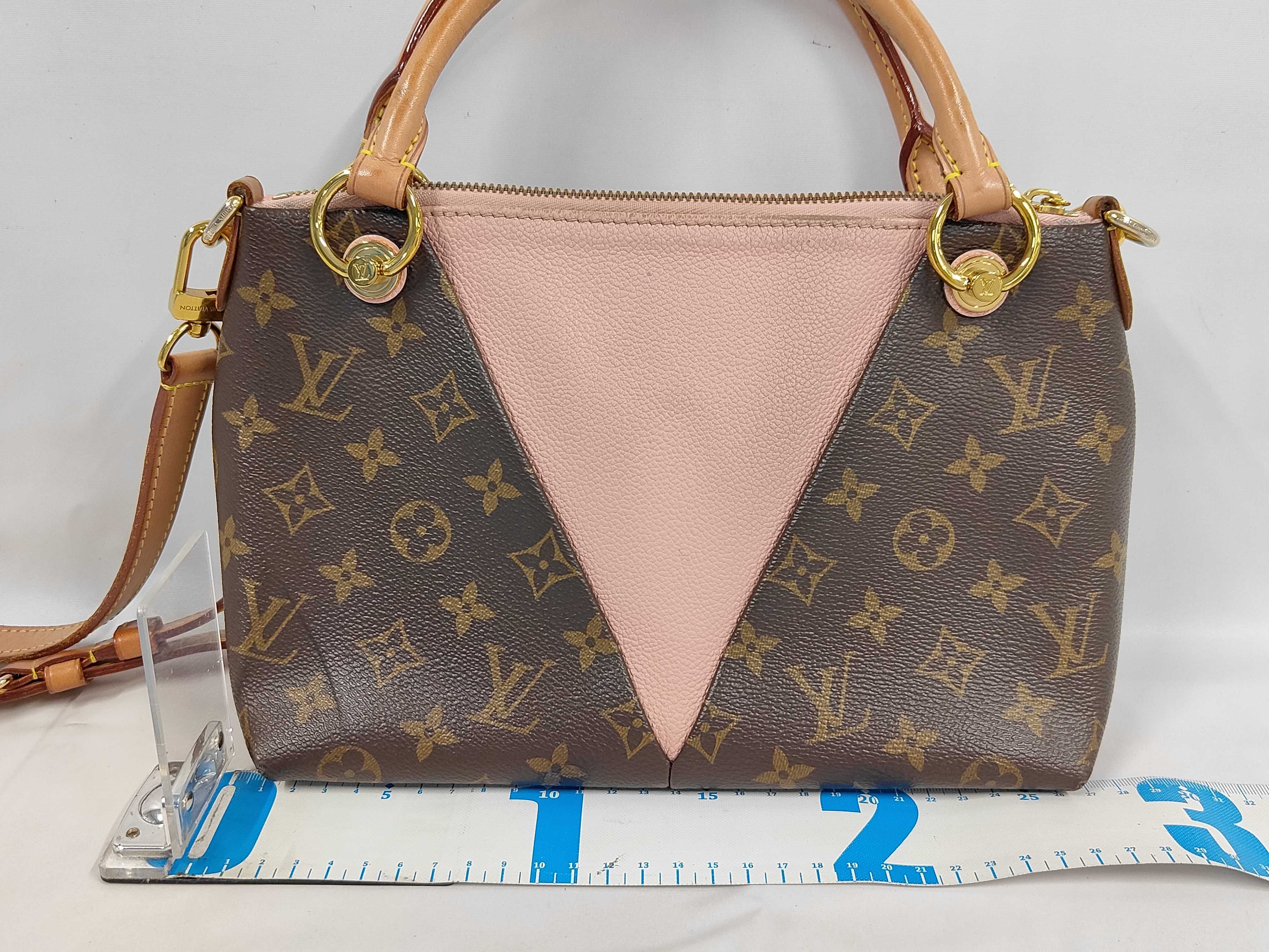 Monogram Louis Vuitton Monogram M43967 V Tote BB FL2230 Strap Name Tag Handbag — view 2