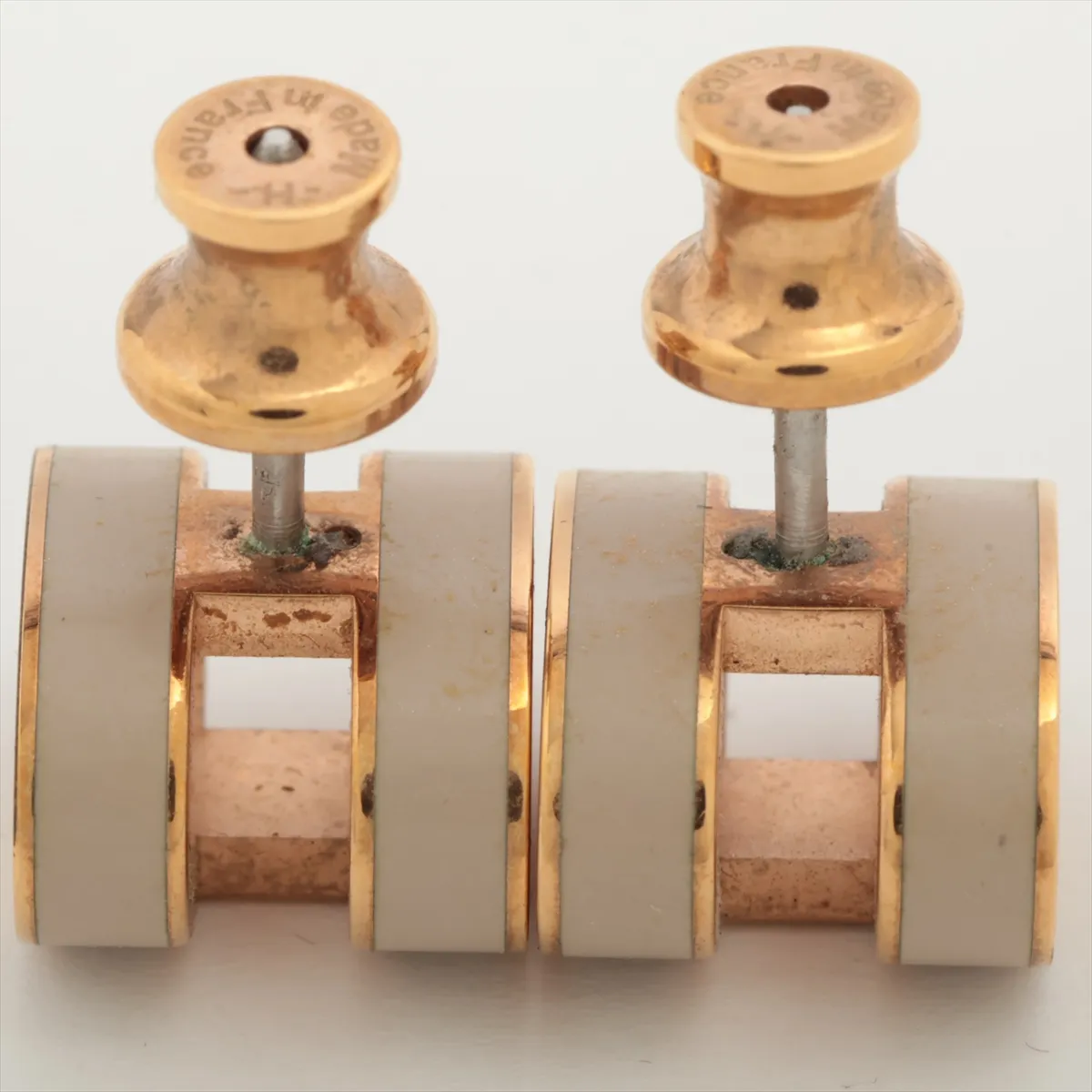 Pop H earrings (for both ears) GP Gold x Beige — view 6