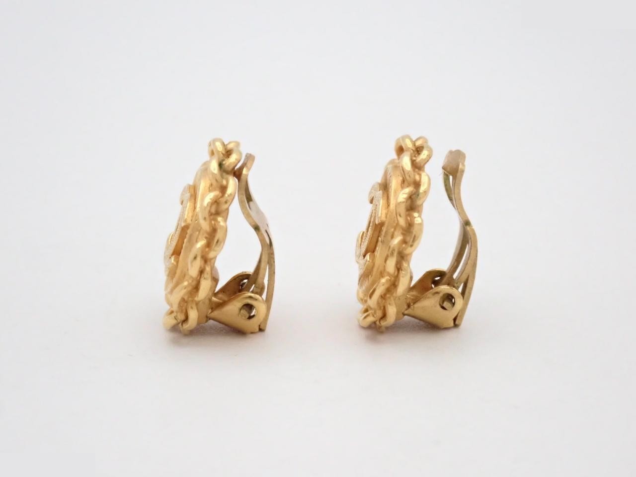 Earrings — view 3