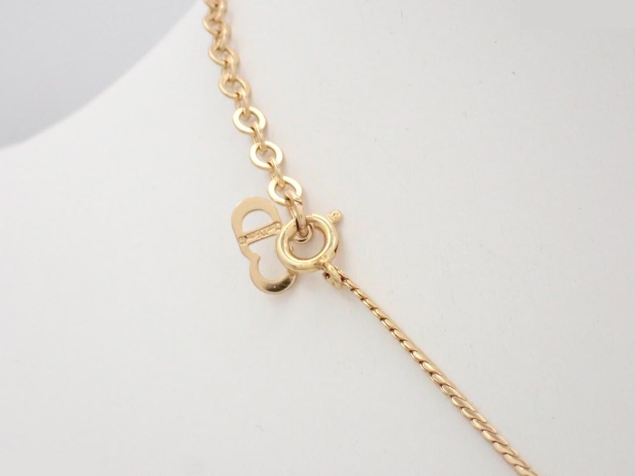 Other lines: Precious metals, necklaces, pendants, logo, gold. — view 2