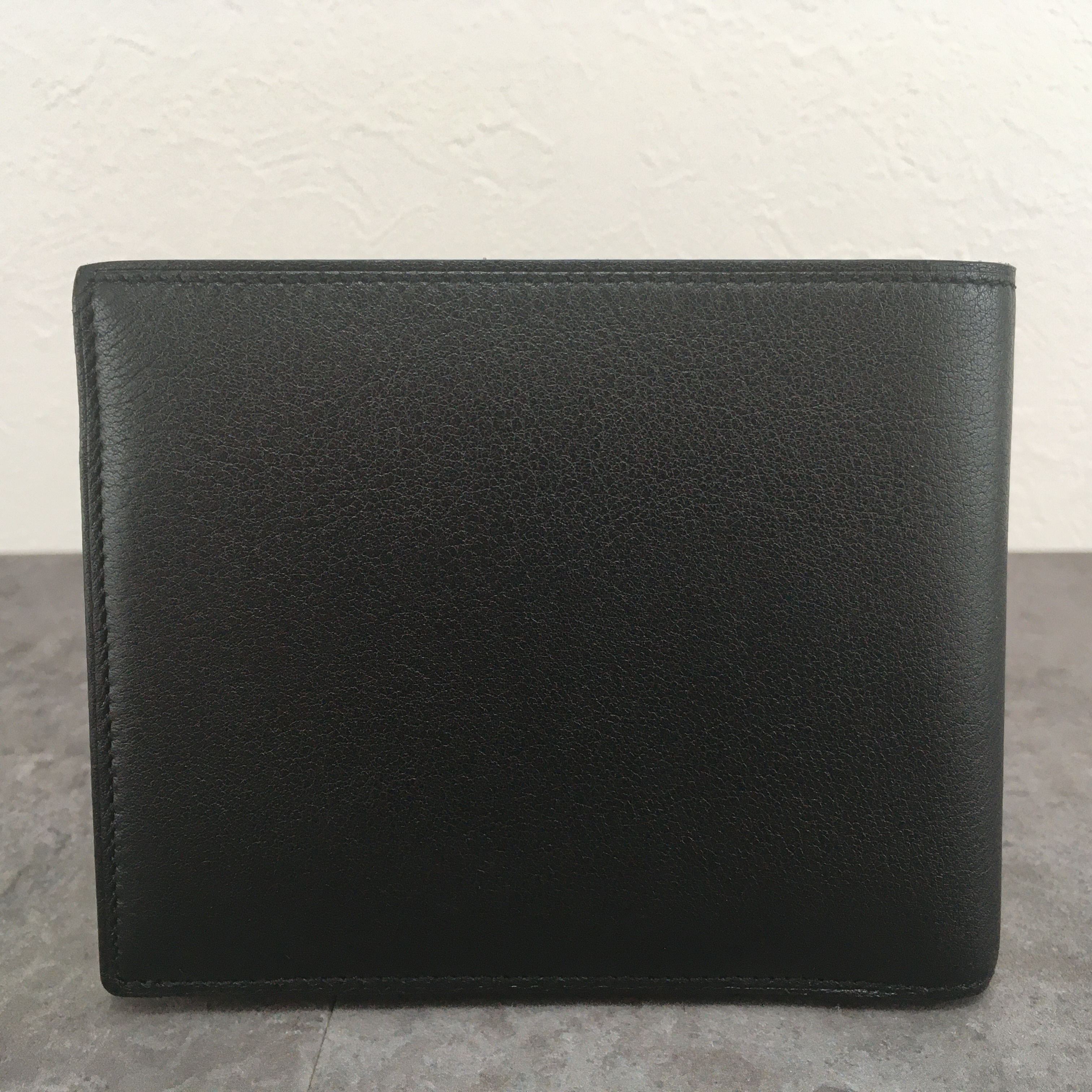 bi-fold wallet, black, with box. — view 2