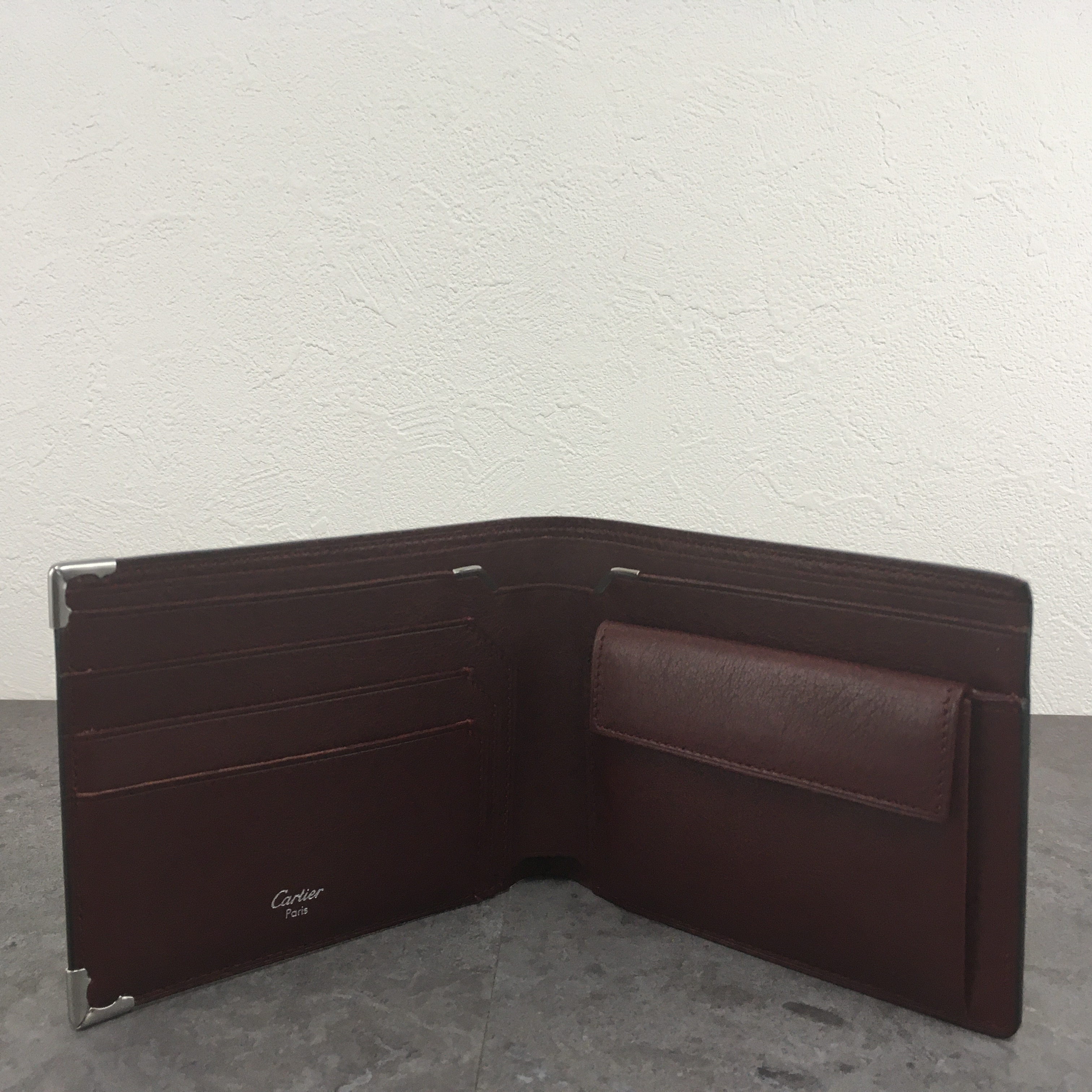bi-fold wallet, black, with box. — view 3