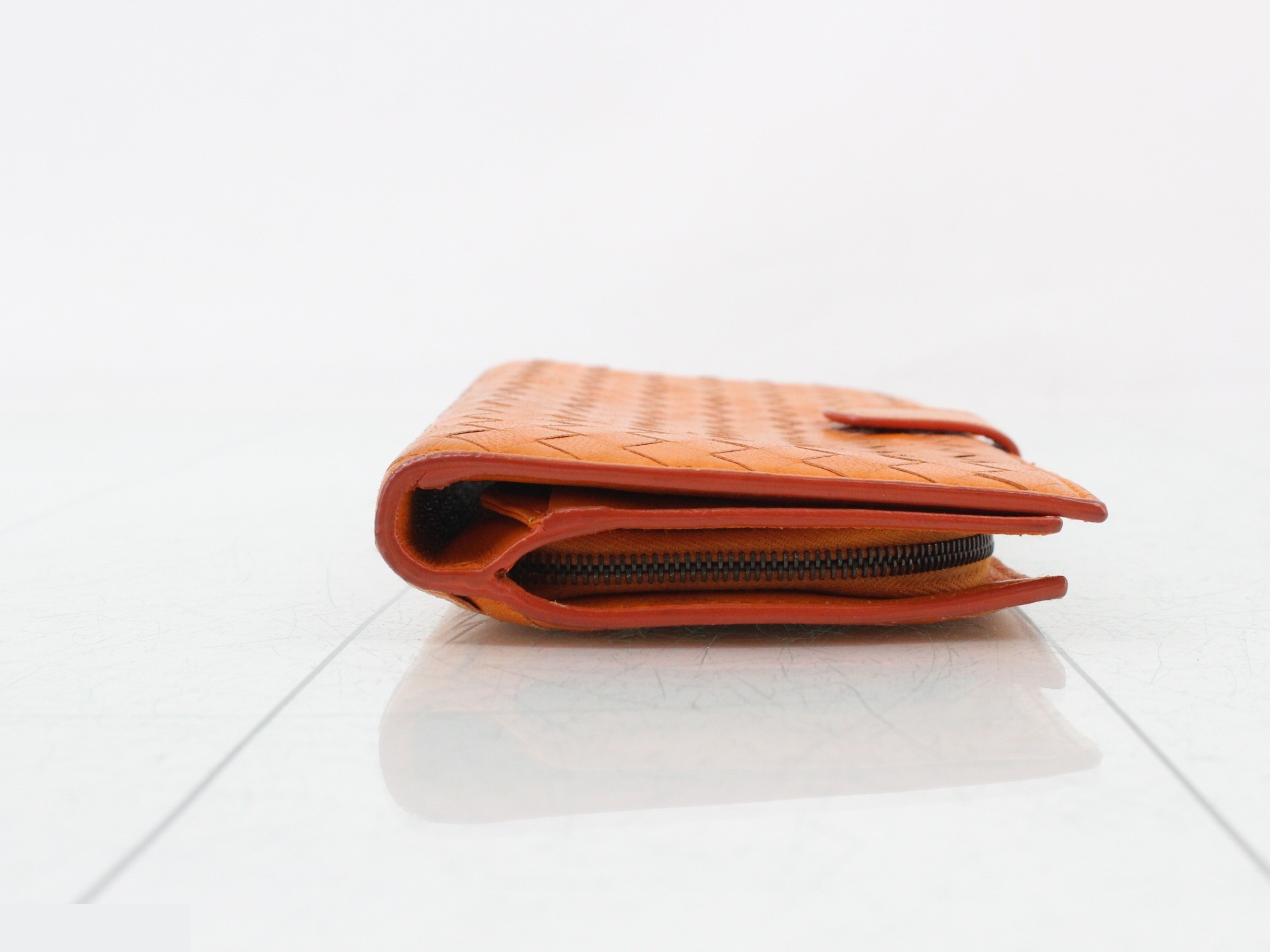 Intrecciato Round Zipper Wallet — view 3