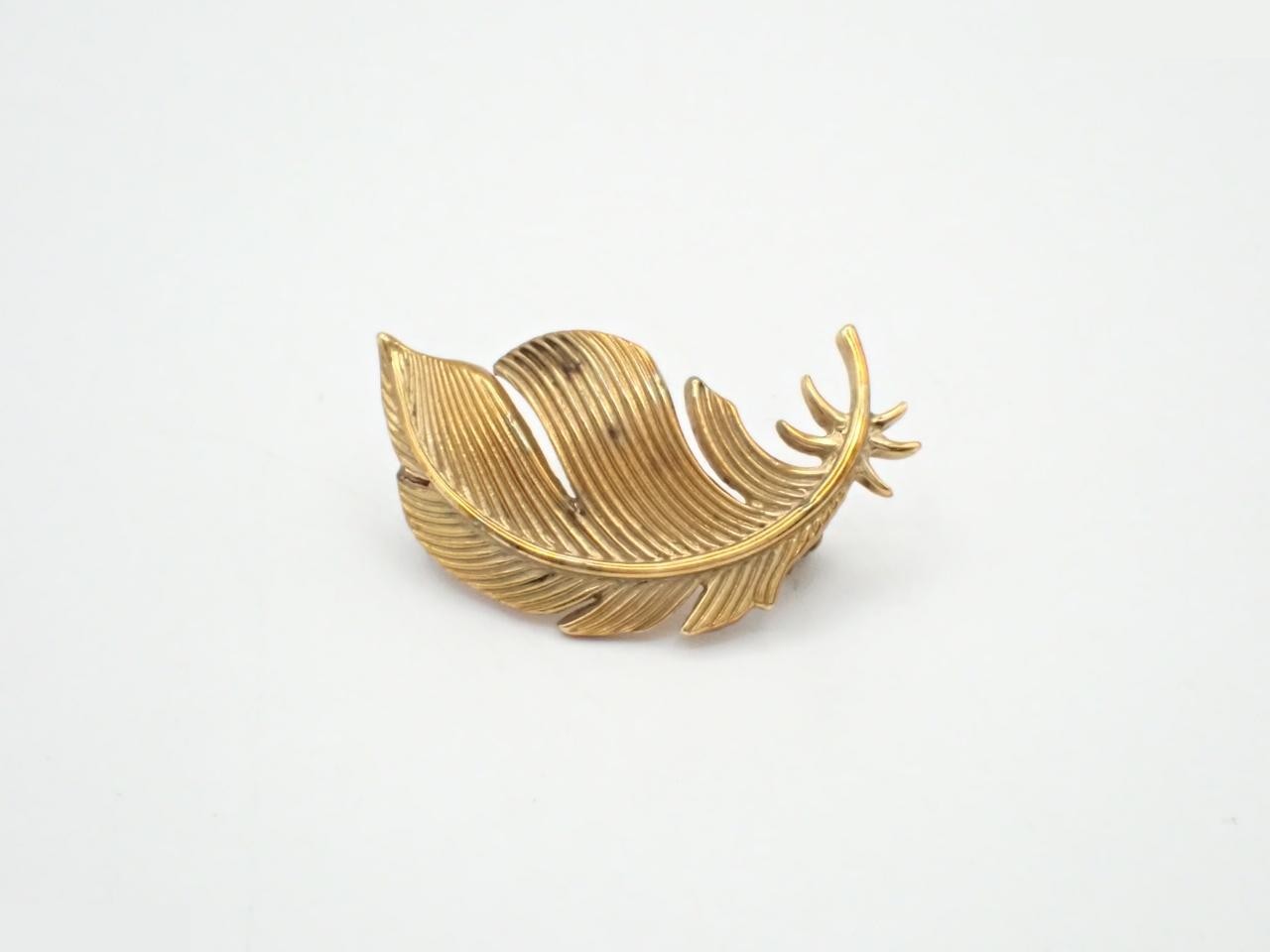 brooch
