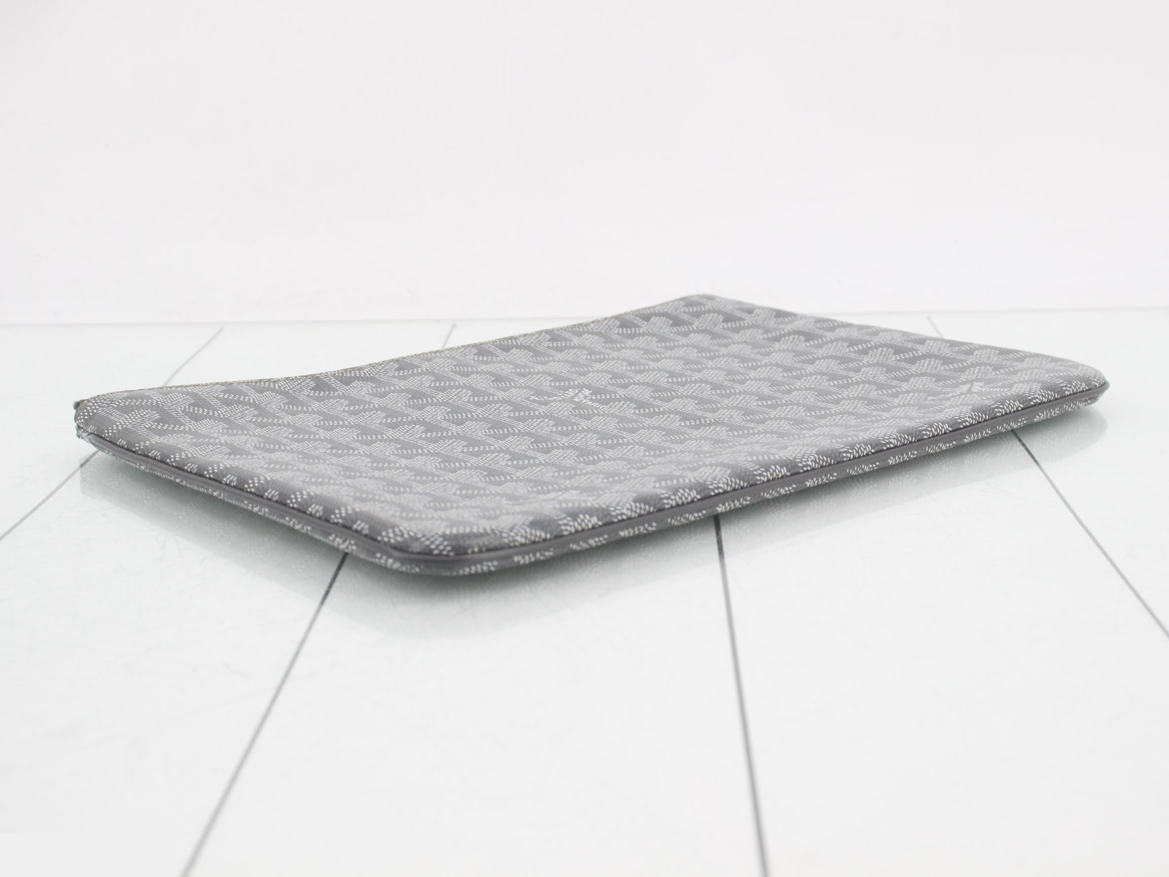 Sena MM Clutch Bag — view 5