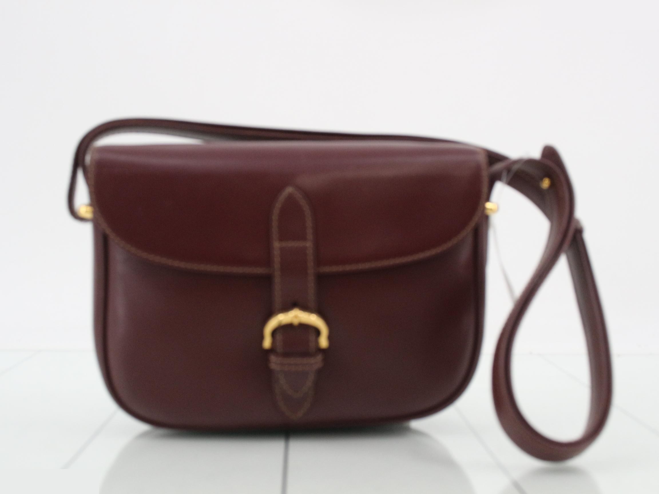 Must Line (Bag) - Shoulder Bag