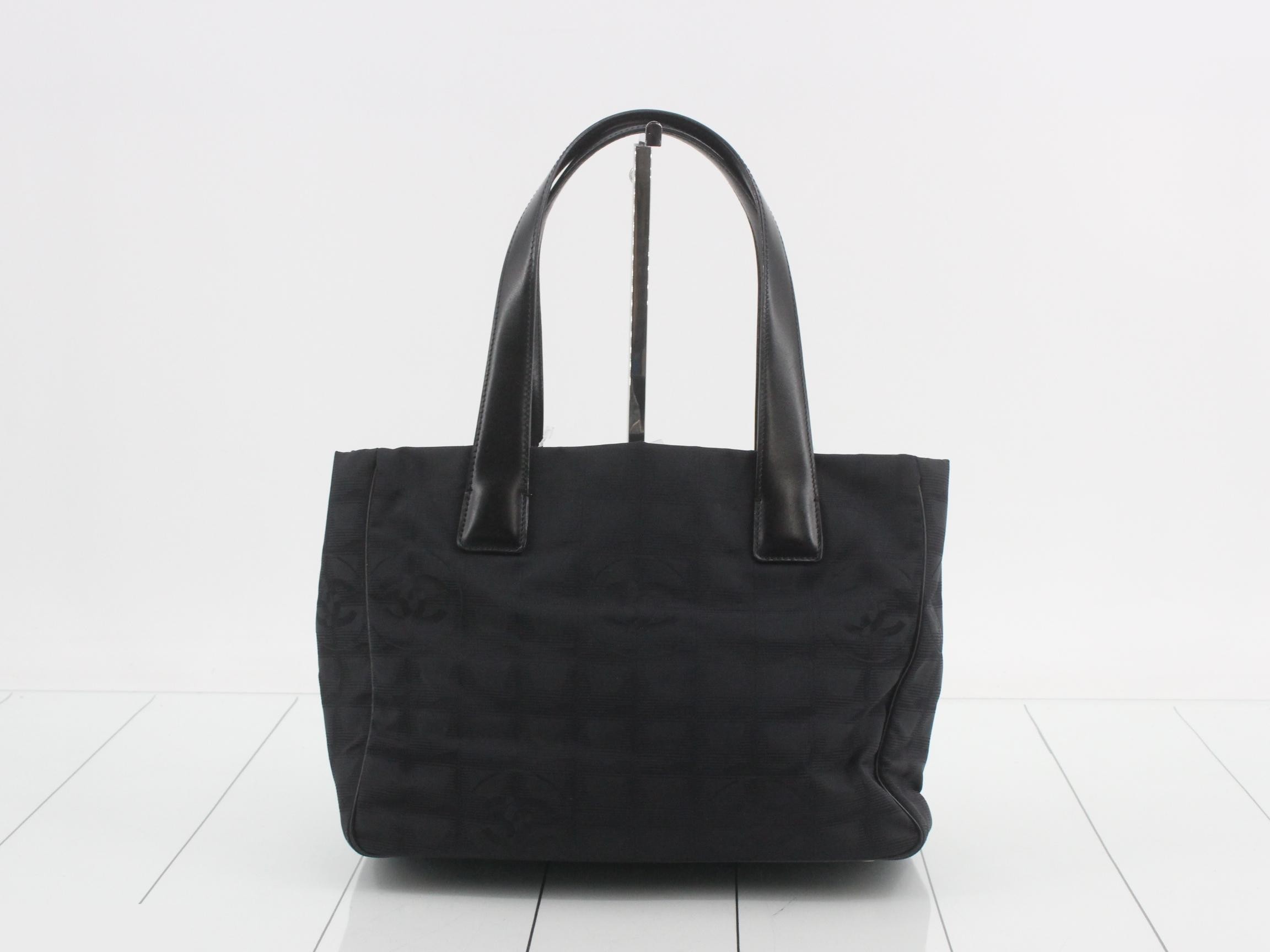 New Travel Line (Bags) - Tote Bag — view 2