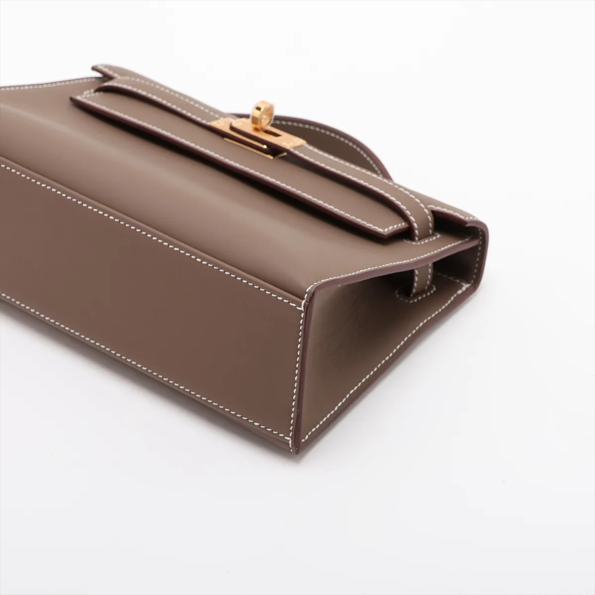 [Individually packaged] Hermes Pochette Kelly Mini, Veau Swift, Etoupe, Gold Hardware, K: 2025 — view 3