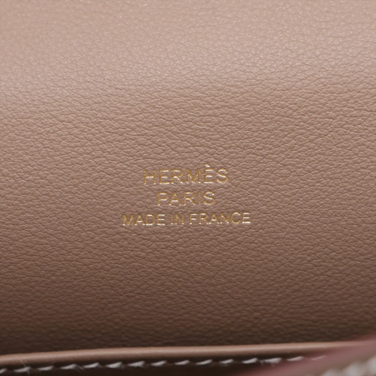 [Individually packaged] Hermes Pochette Kelly Mini, Veau Swift, Etoupe, Gold Hardware, K: 2025 — view 9