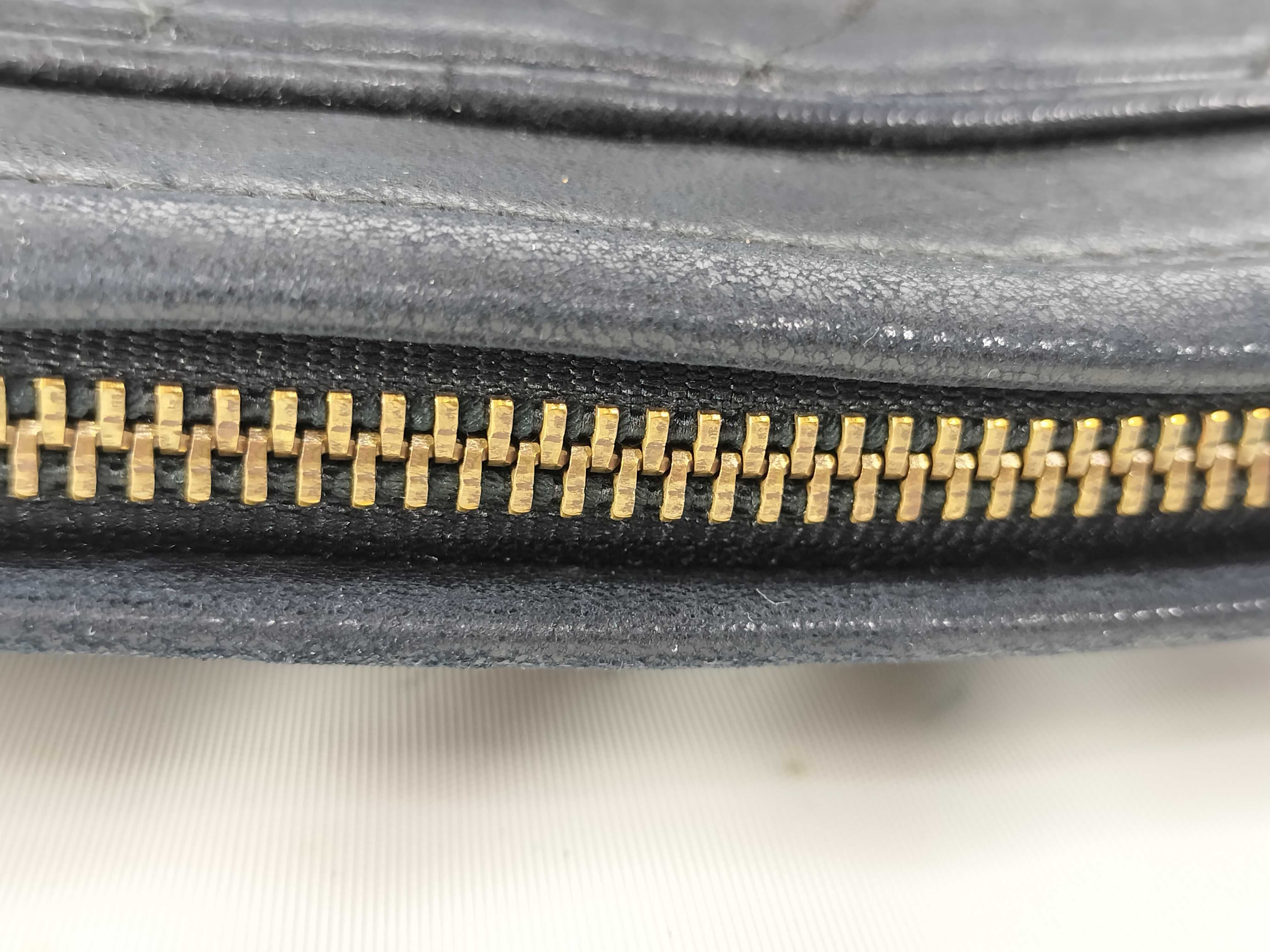 Lambskin Chain Shoulder Bag Vintage Fringe Go Shoulder Bag — view 8