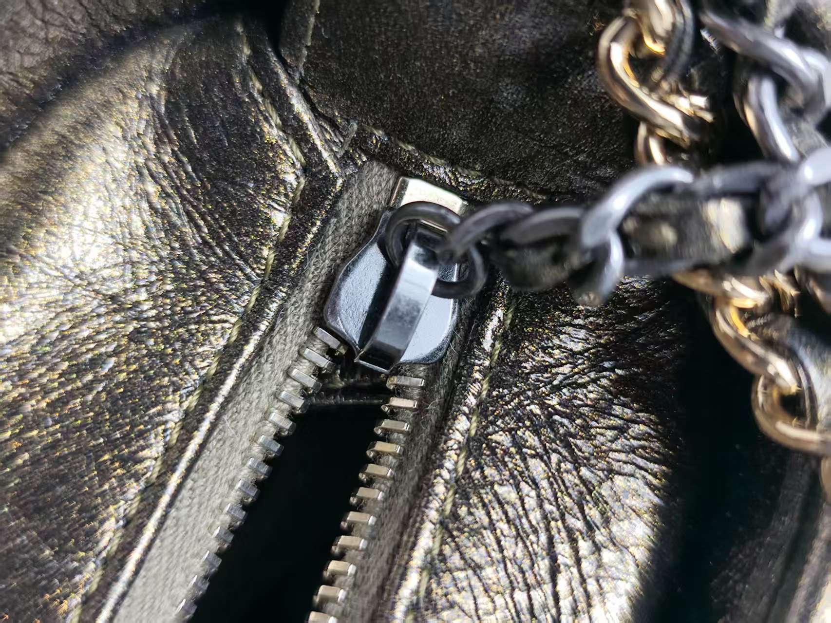 【*Shipped from: China*】CHANEL Gabrielle Leather No.27 Shoulder Bag — view 13