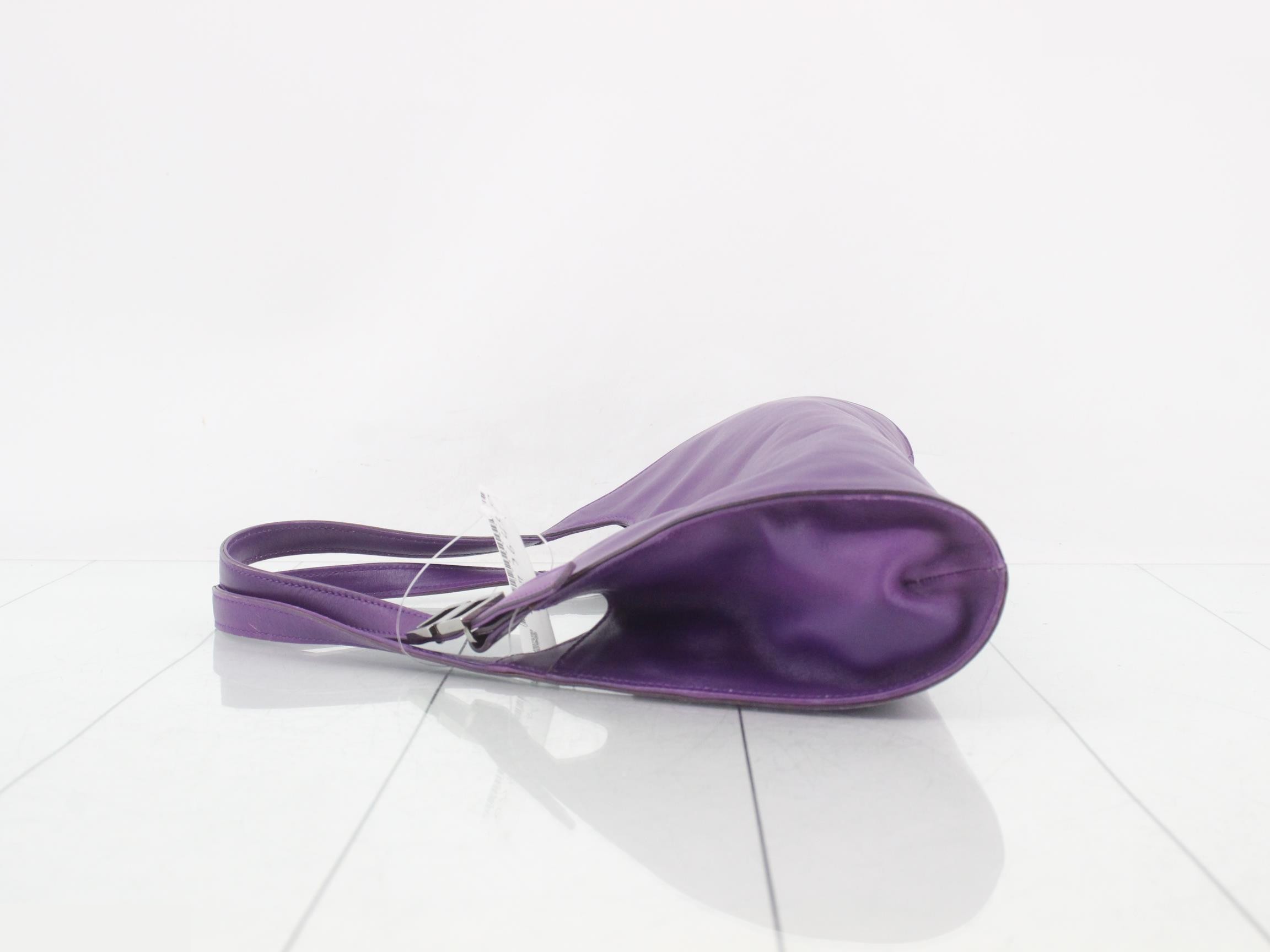 Tom Ford era one-shoulder bag — view 4