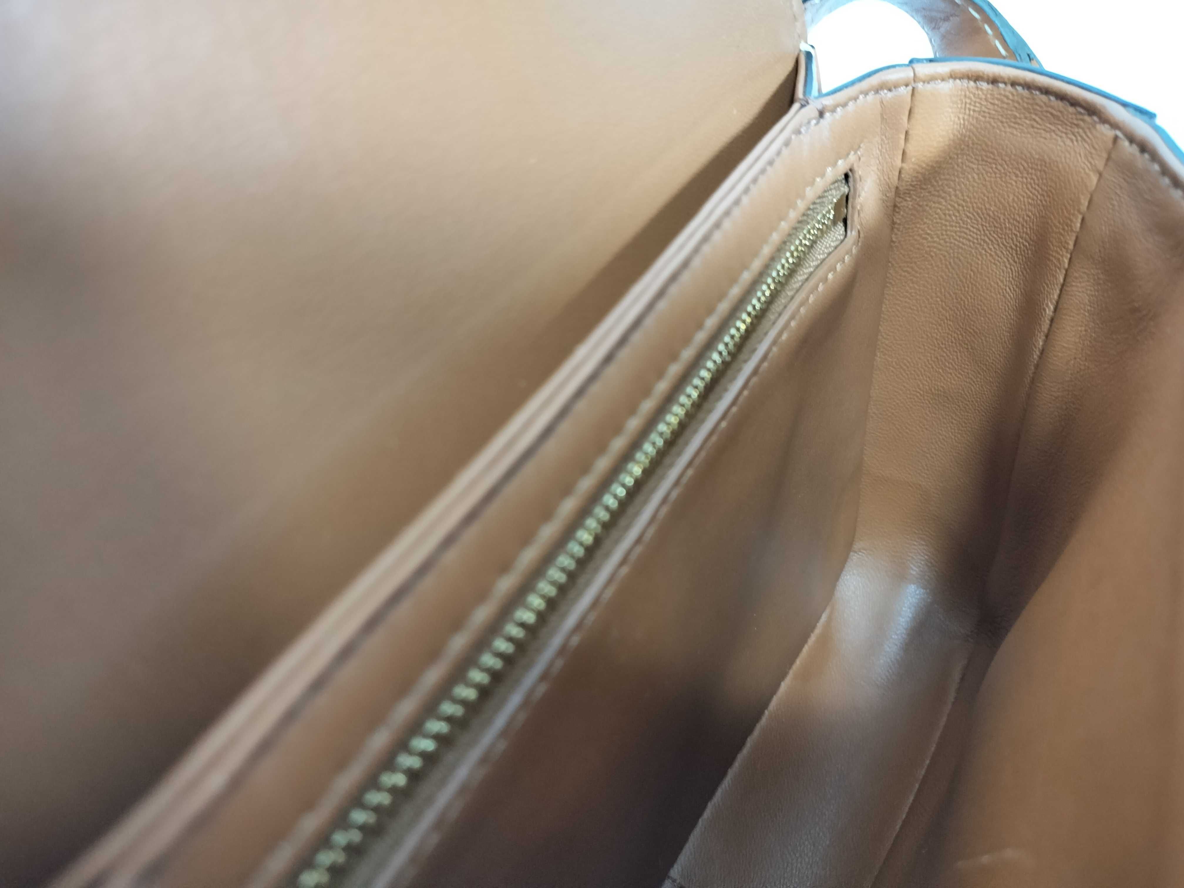 Teen Triomphe Gold Shoulder Bag — view 11