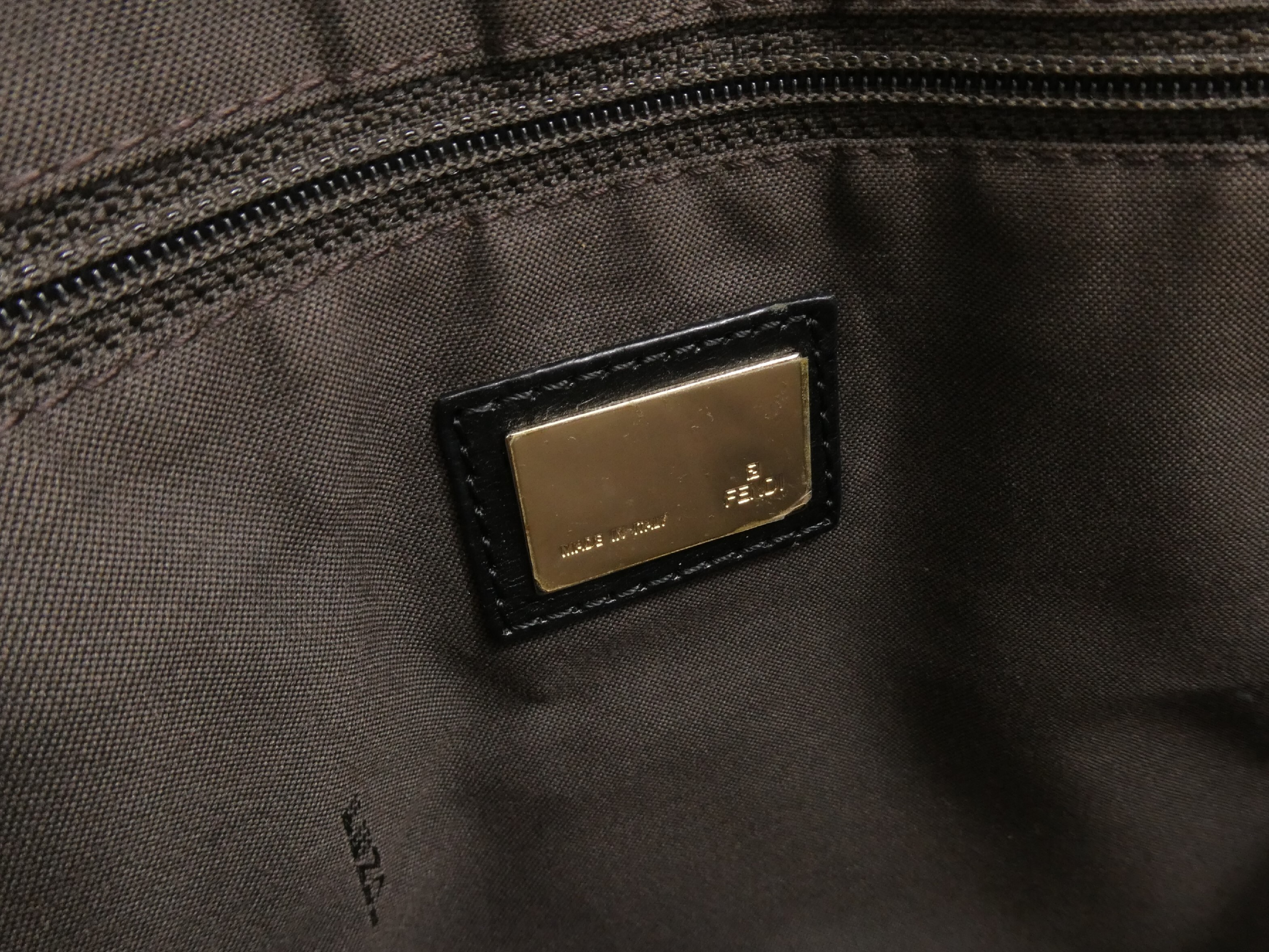 Zucchino Canvas Leather Tote Bag — view 8