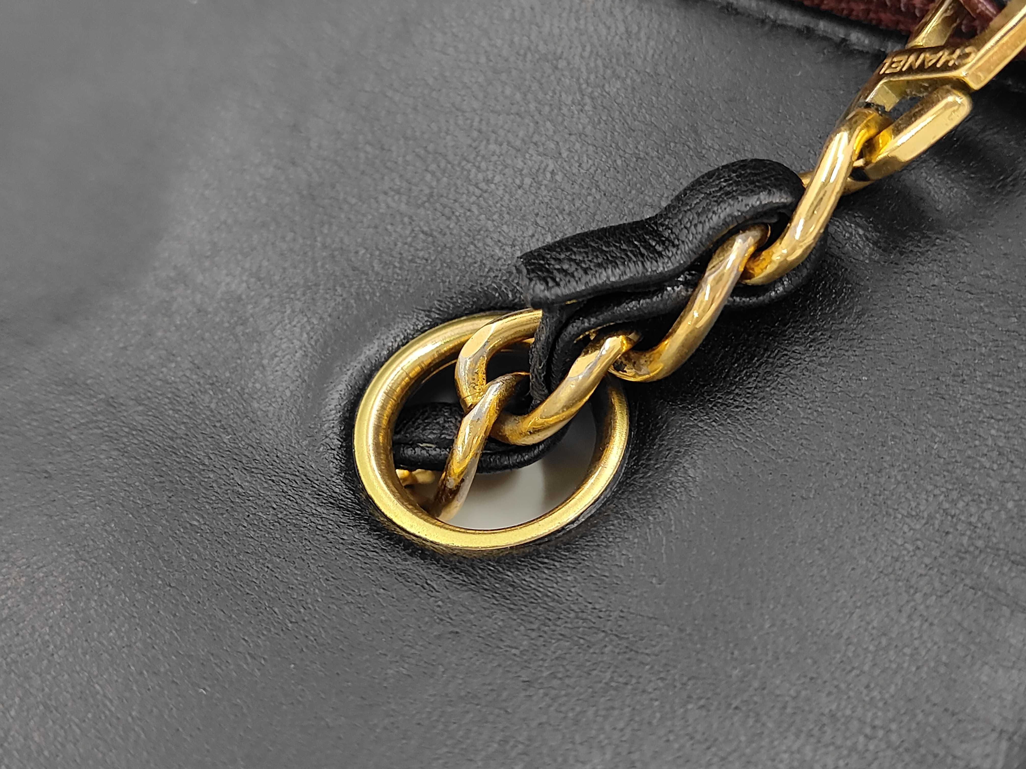 Diana 25 Lambskin Gold Hardware Chain Shoulder Bag (Serial Number 4) — view 10
