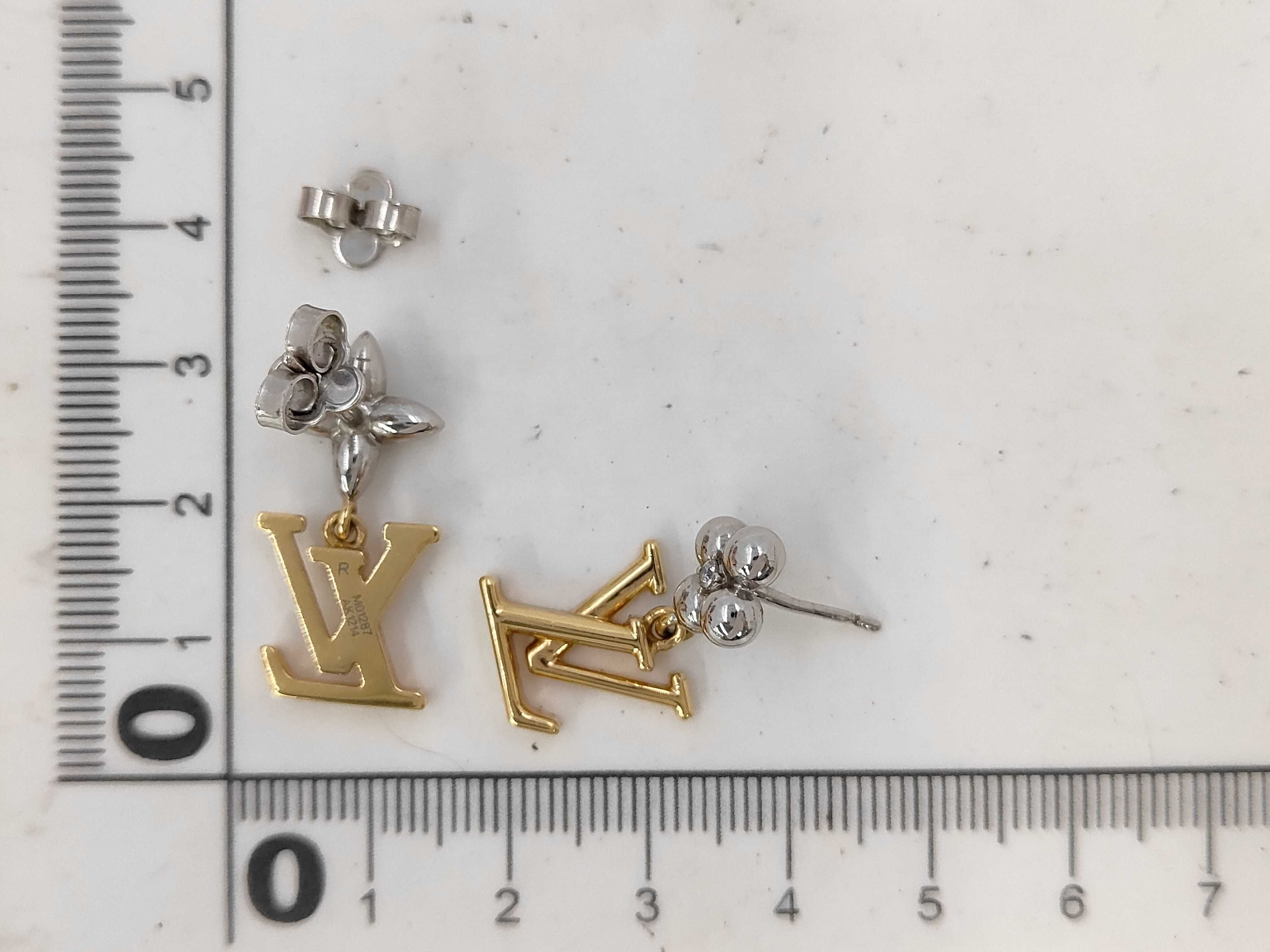 Iconic Flower Gold Earrings — view 7