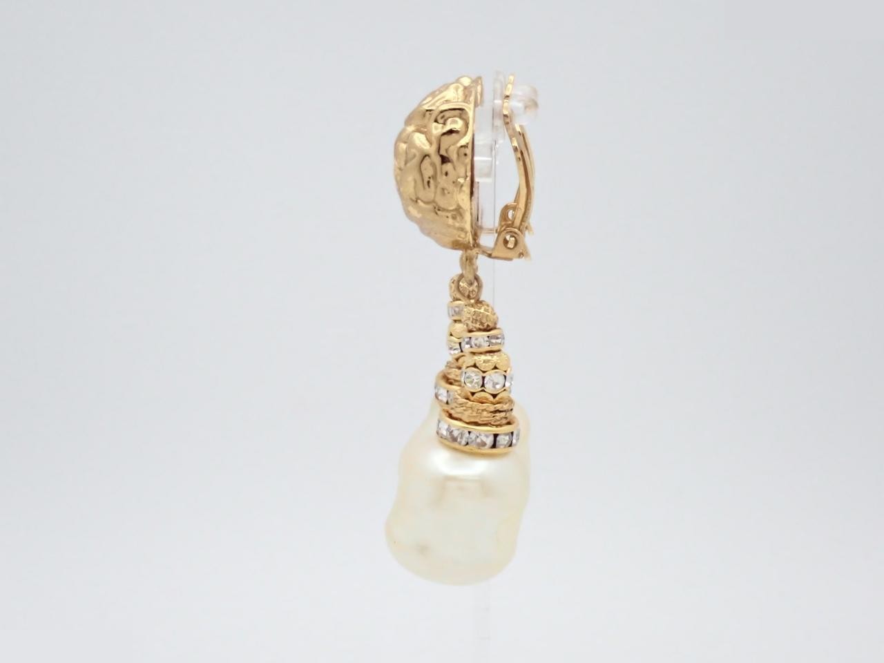 Earrings — view 3