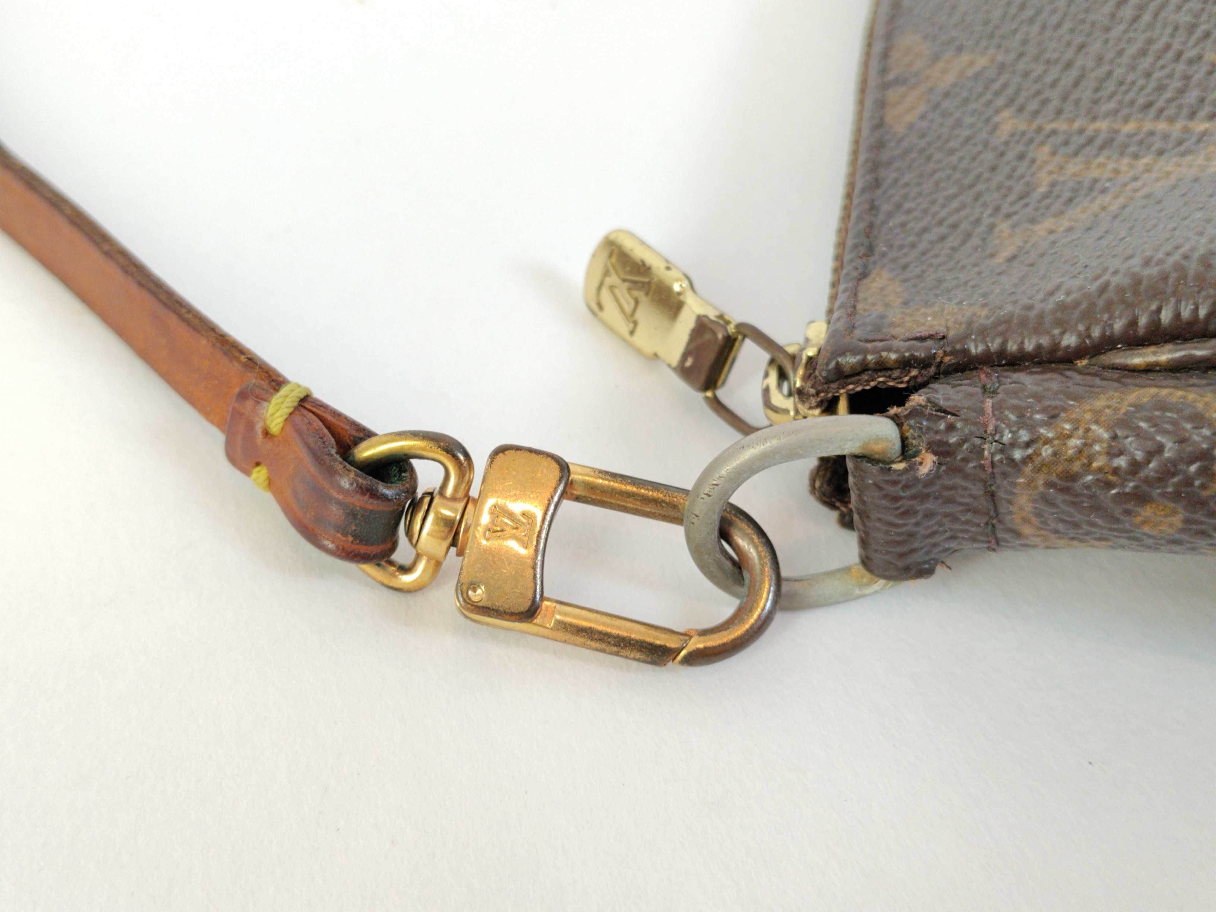 Monogram Pochette Accessoires Monogram M51980 Pouch — view 5