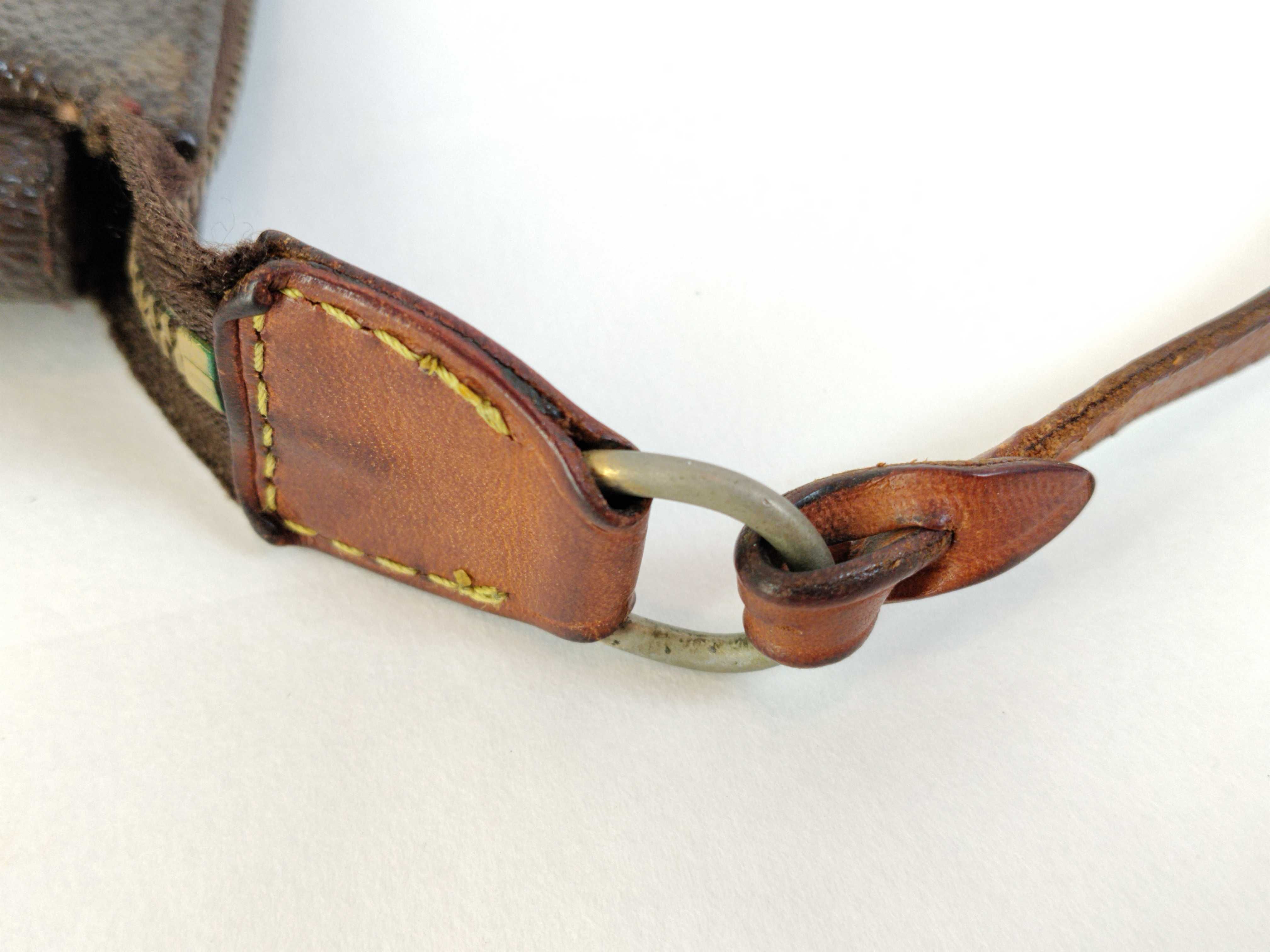 Monogram Pochette Accessoires Monogram M51980 Pouch — view 6