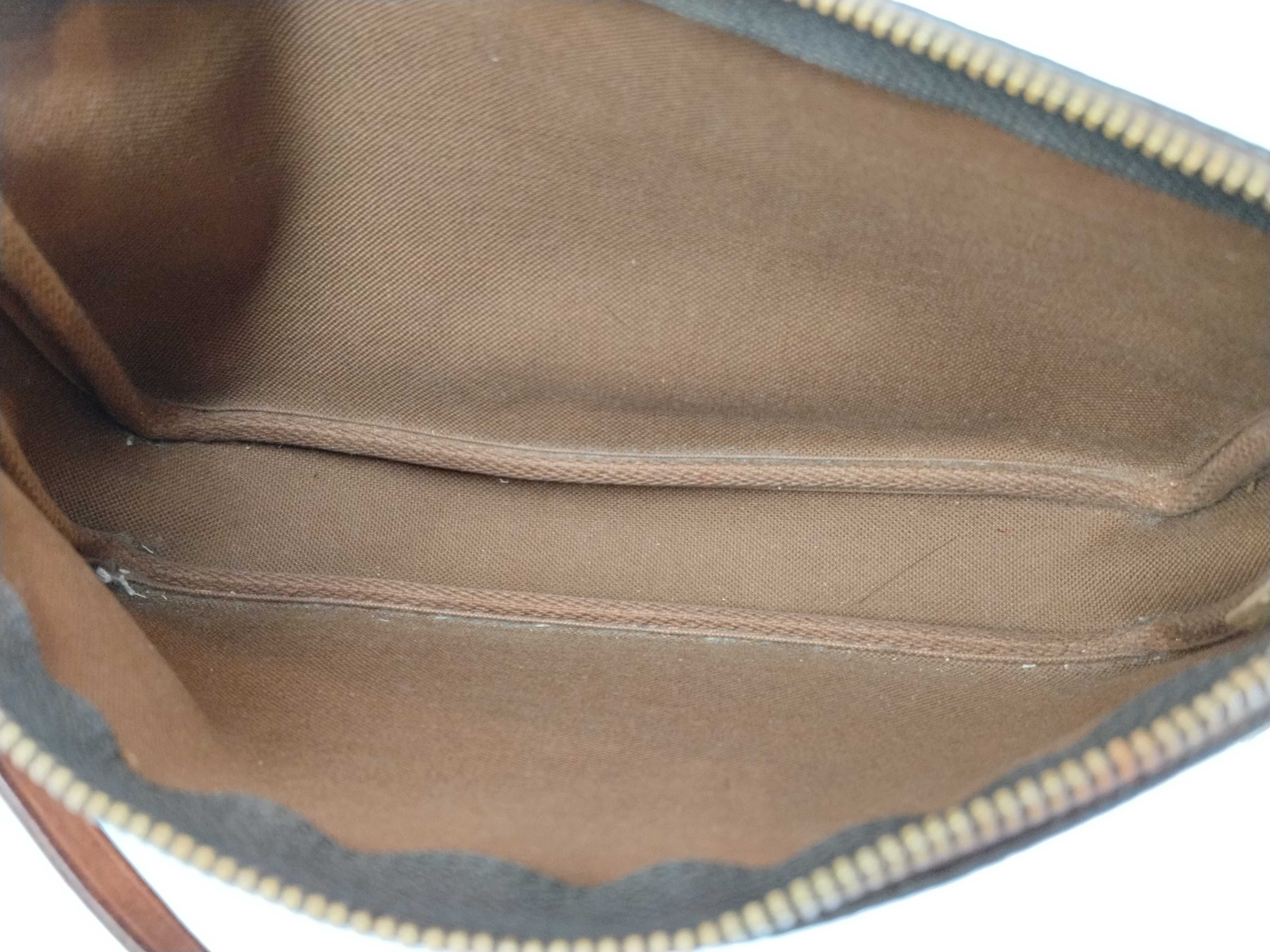 Monogram Pochette Accessoires Monogram M51980 Pouch — view 10