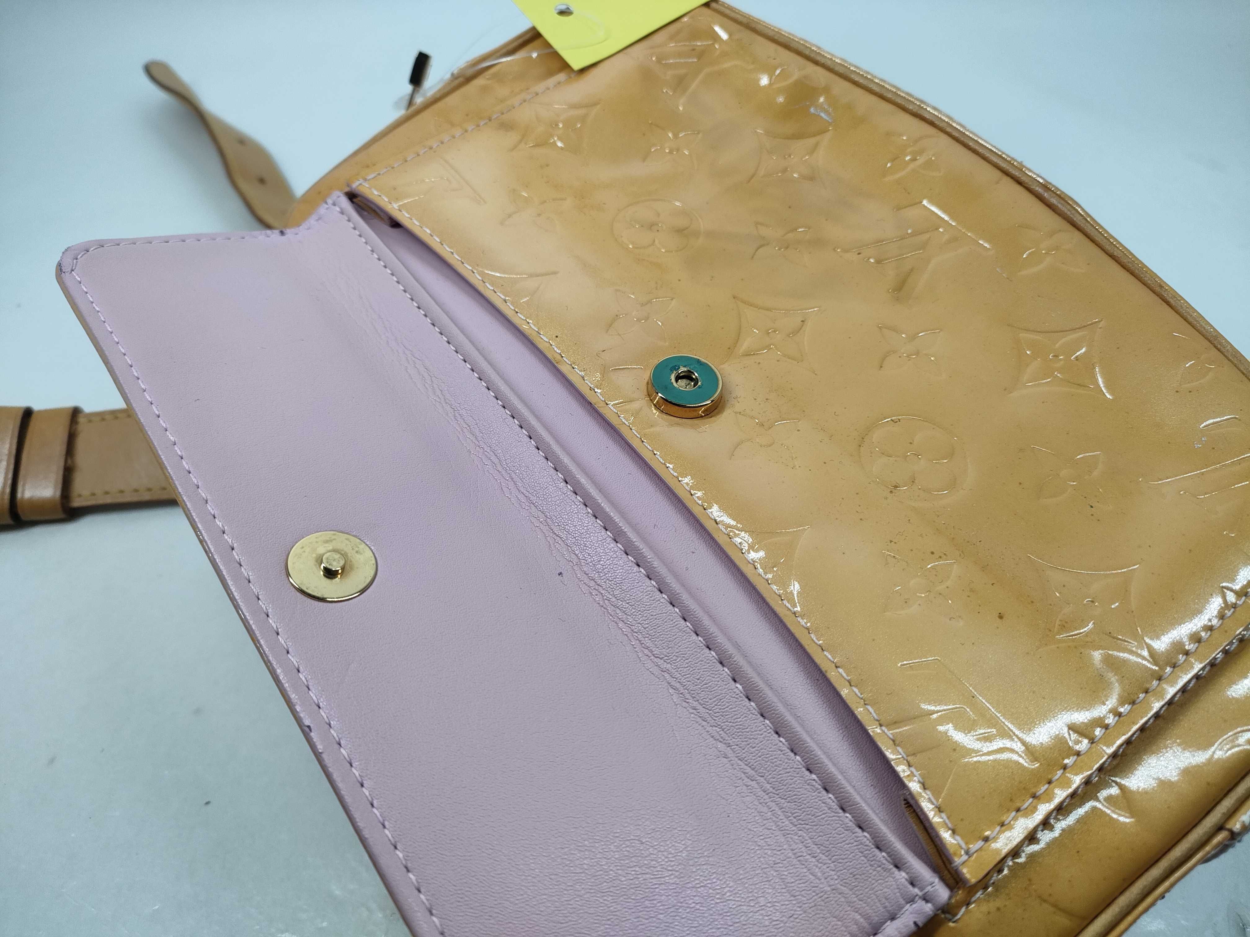 Vernis M91042 Waist Pouch Waist Bag — view 13