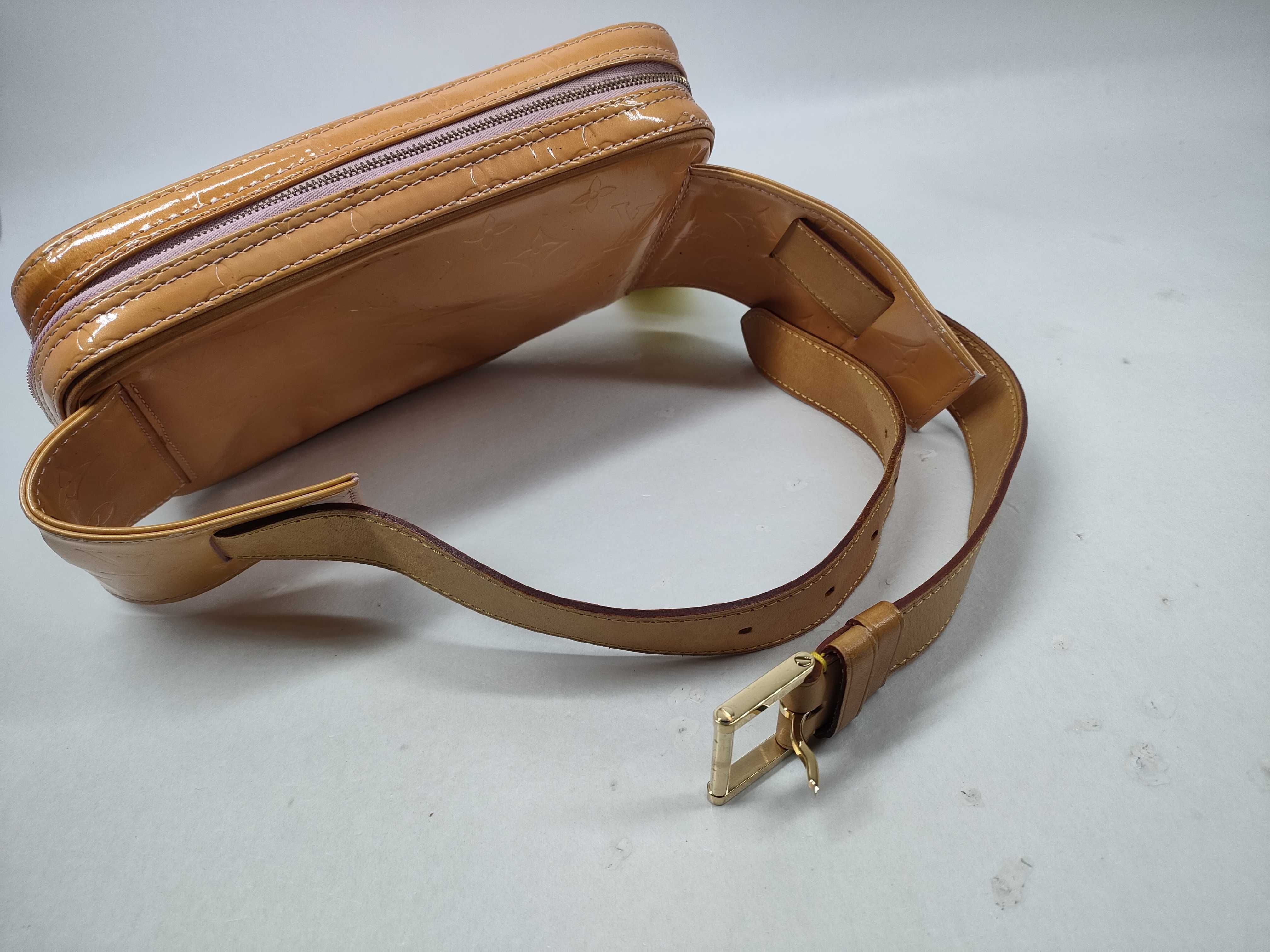 Vernis M91042 Waist Pouch Waist Bag — view 7