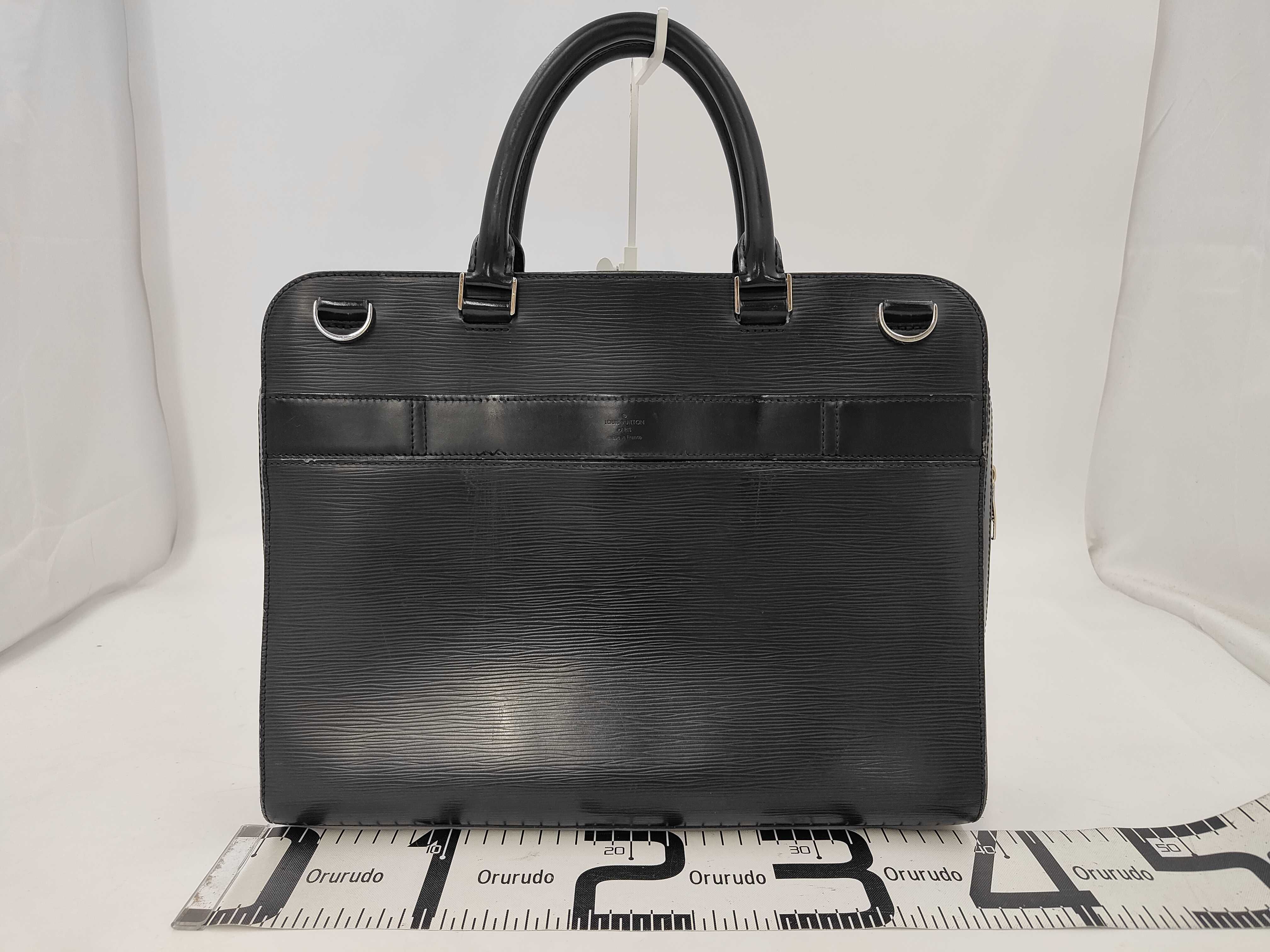 Bassano MM Handbag M54032 Epi Leather Black Bag — view 2