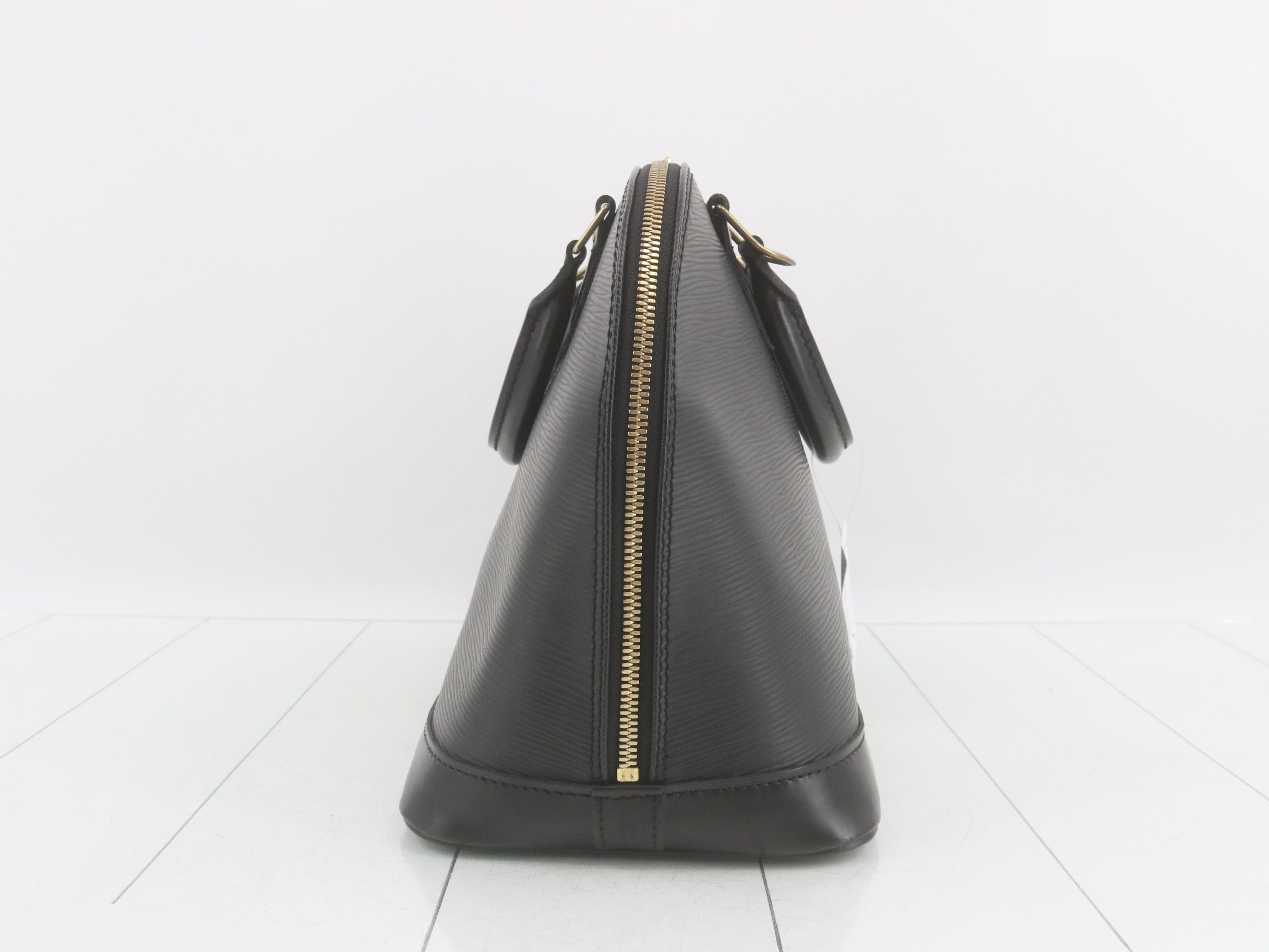 Alma Noir — view 4