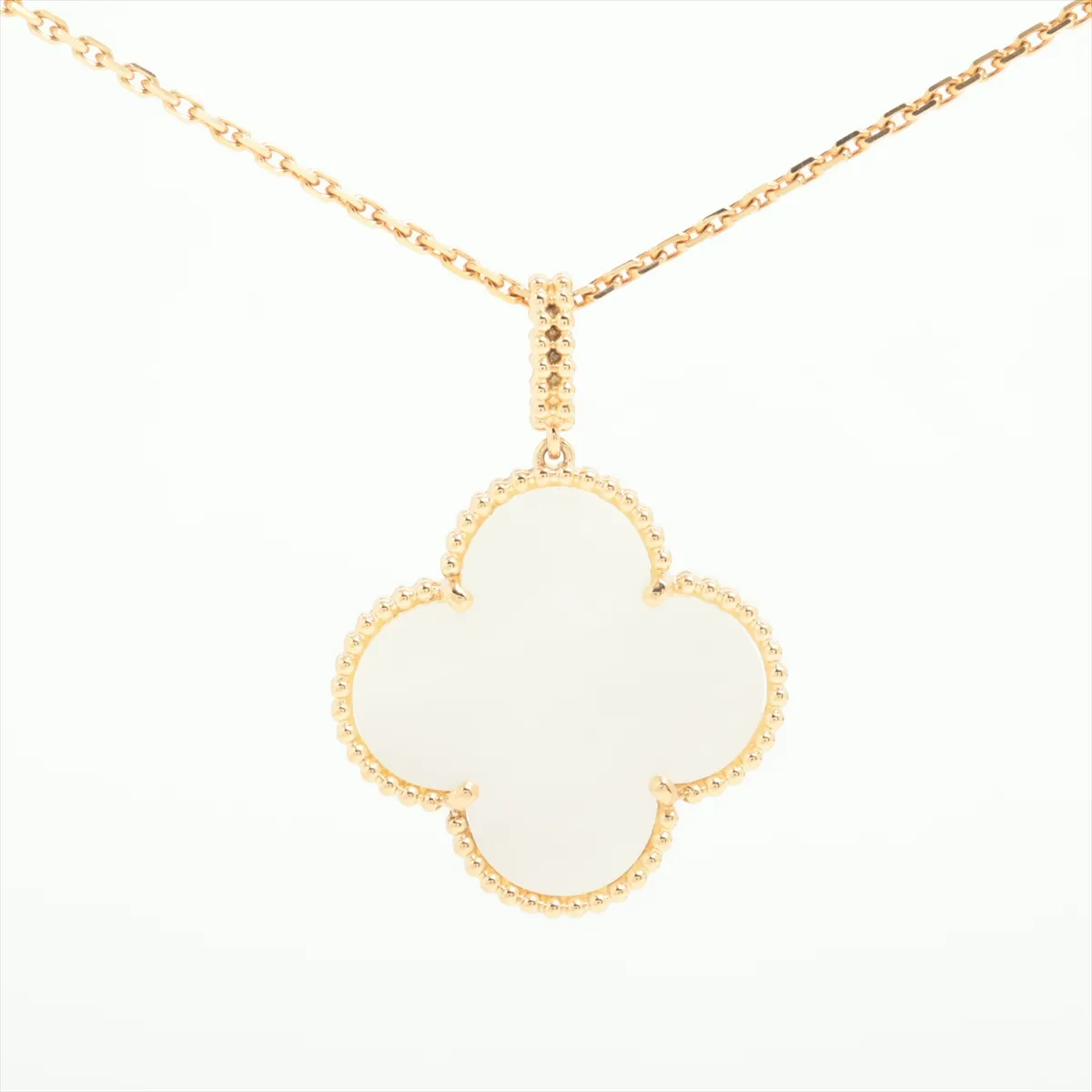 Magic Alhambra Long Shell Necklace, 750 (Yellow Gold), 15.4g, JE588887,