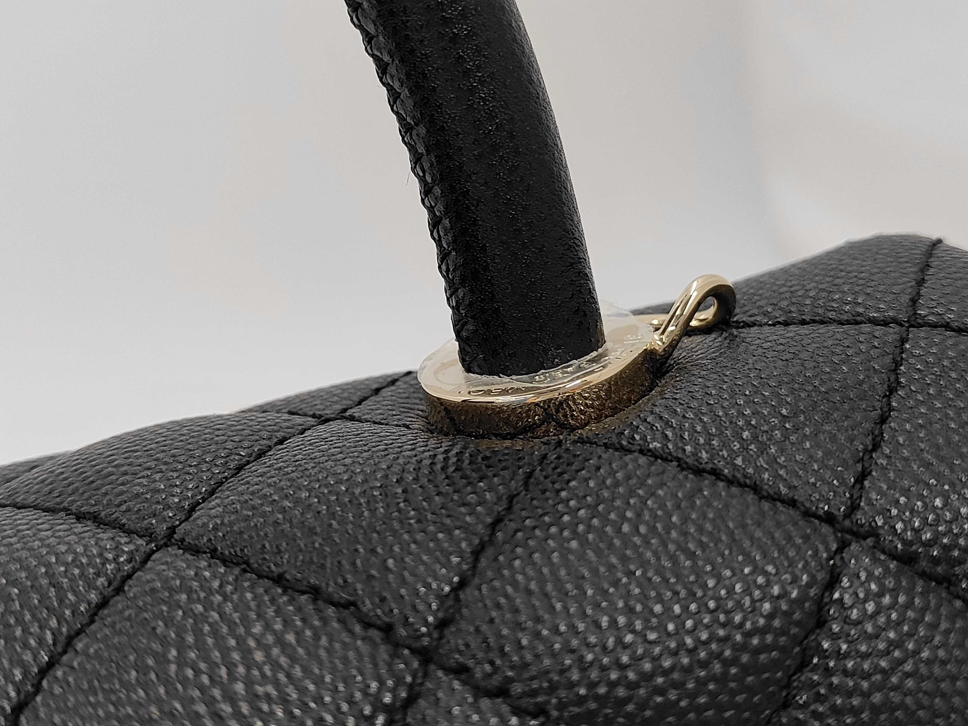 Matelassé Coco Handle XS Caviar Leather Black Gold Hardware Serial Number 31 Handbag — view 3