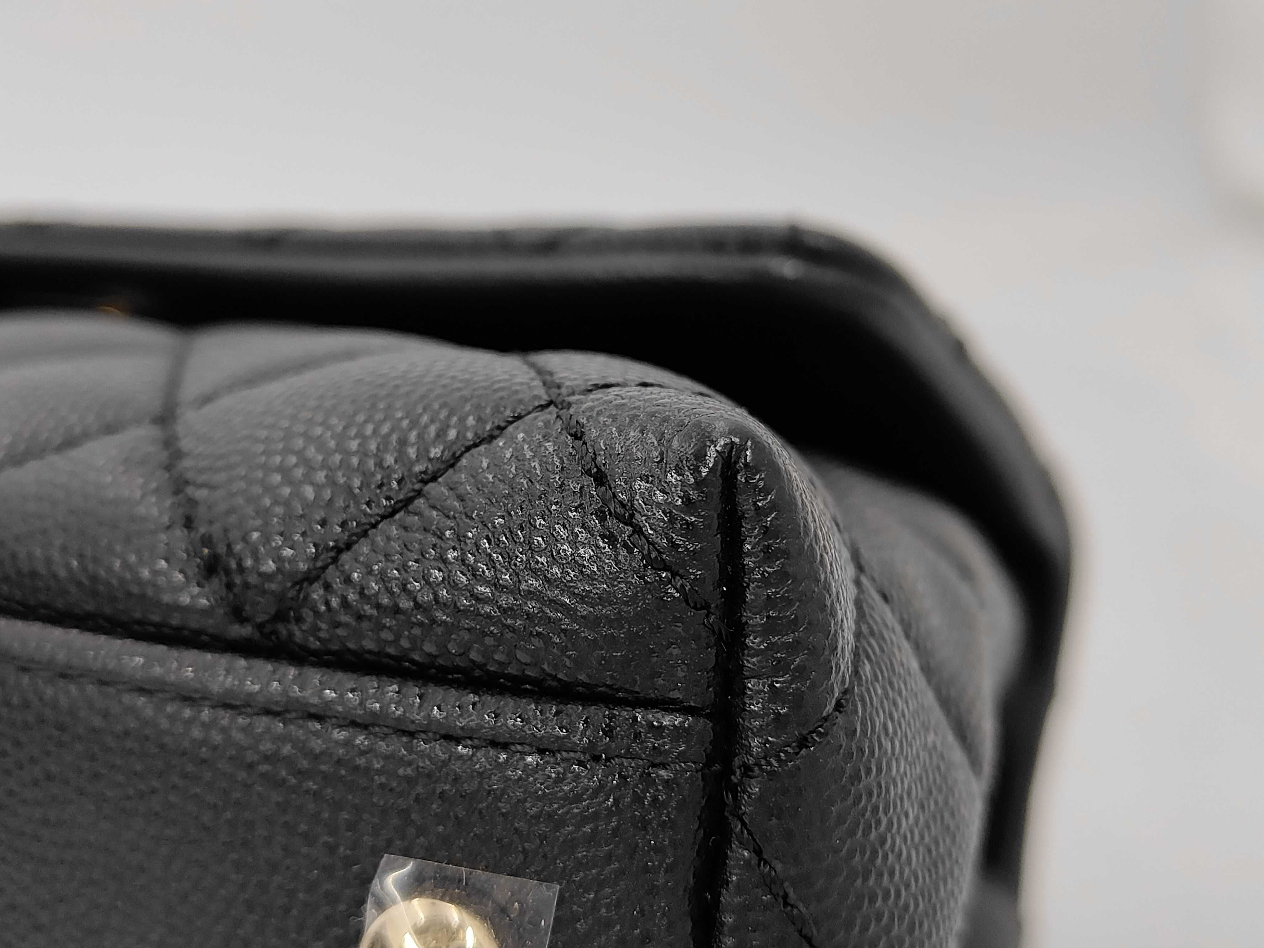Matelassé Coco Handle XS Caviar Leather Black Gold Hardware Serial Number 31 Handbag — view 6