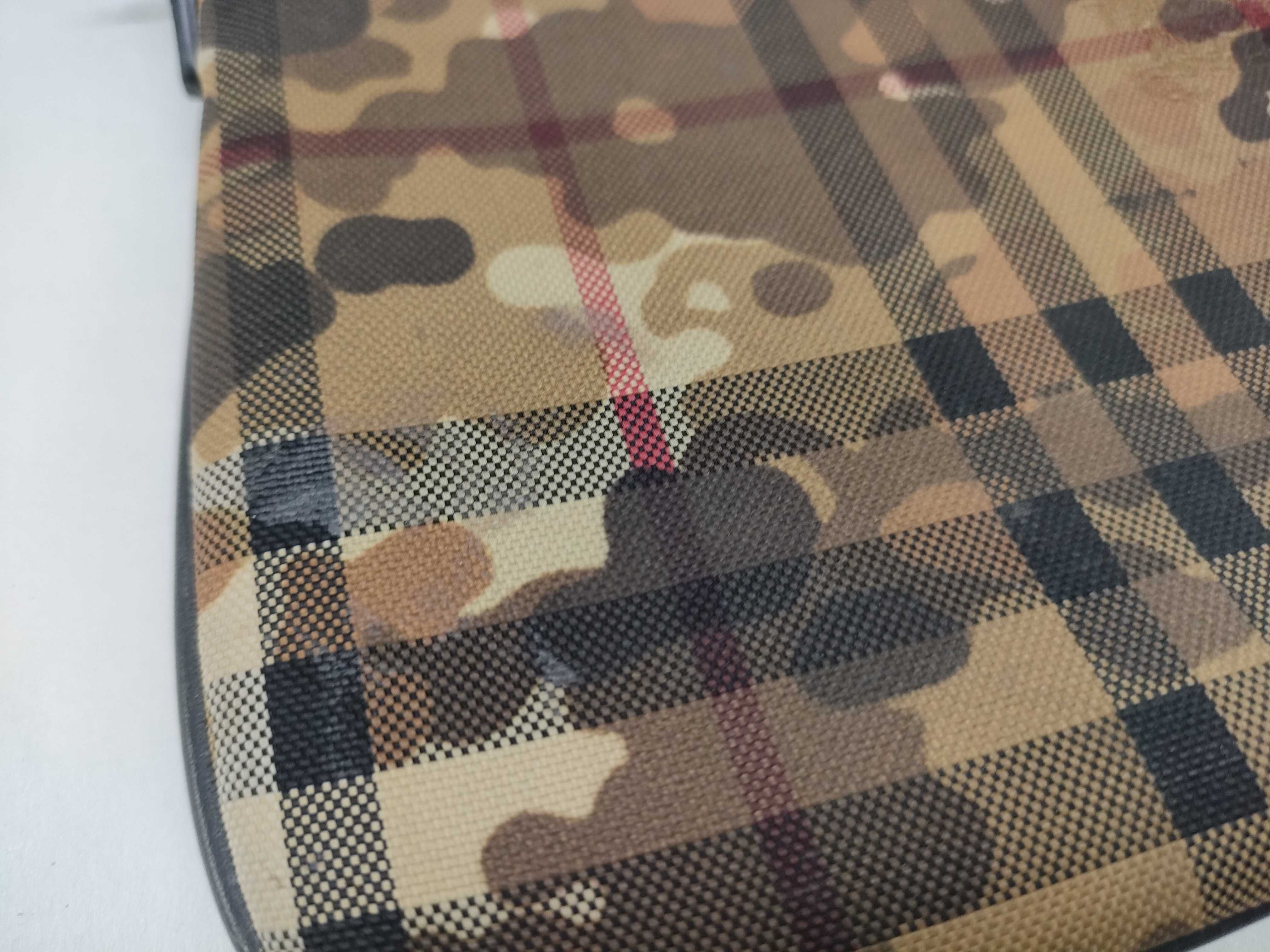 Nova Check Shadow Horse Camouflage Pouch — view 12