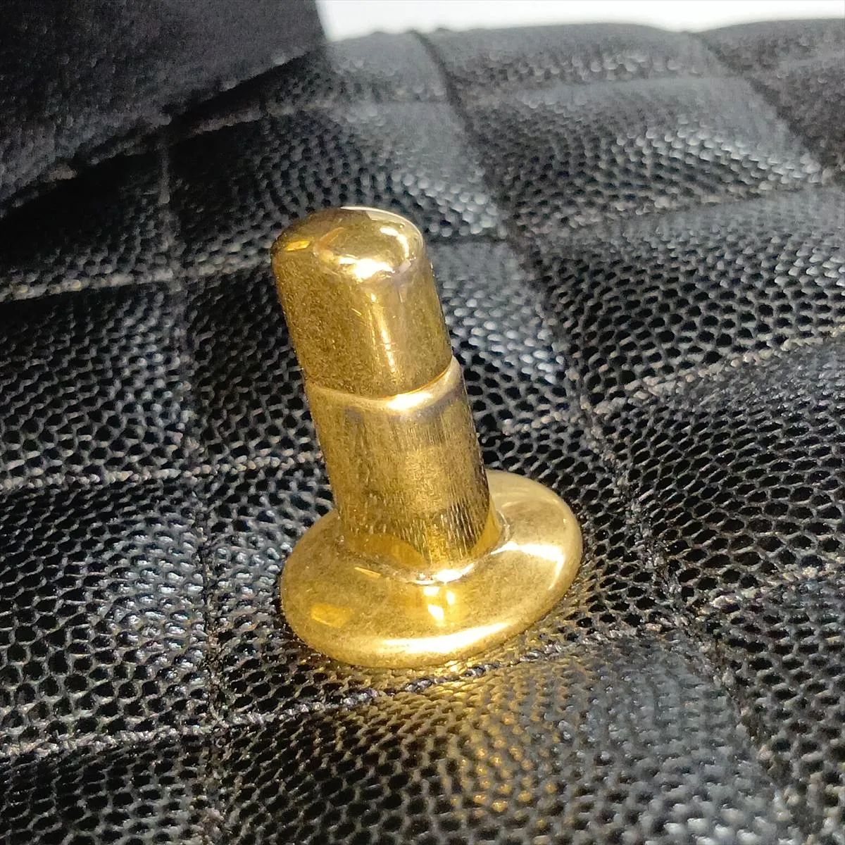 [Individually packaged] Chanel Coco Handle 19 XXS Caviar Skin 2-Way Handbag, Black with Gold Hardware, T7NC69HJ, Random Plate AS2215 — view 13
