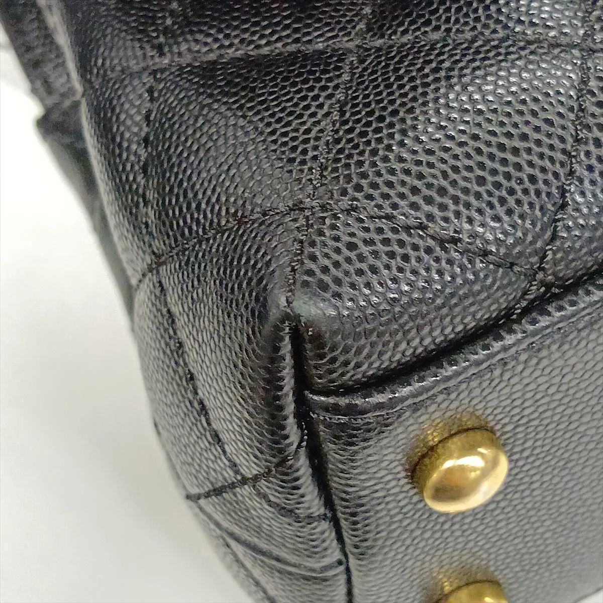 [Individually packaged] Chanel Coco Handle 19 XXS Caviar Skin 2-Way Handbag, Black with Gold Hardware, T7NC69HJ, Random Plate AS2215 — view 14