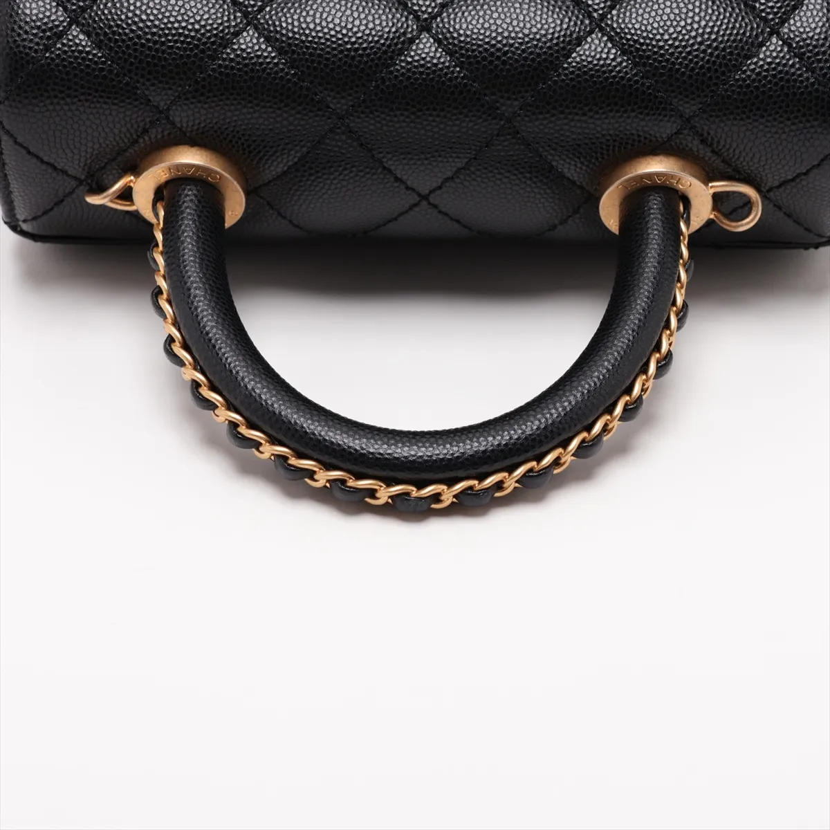 [Individually packaged] Chanel Coco Handle 19 XXS Caviar Skin 2-Way Handbag, Black with Gold Hardware, T7NC69HJ, Random Plate AS2215 — view 5